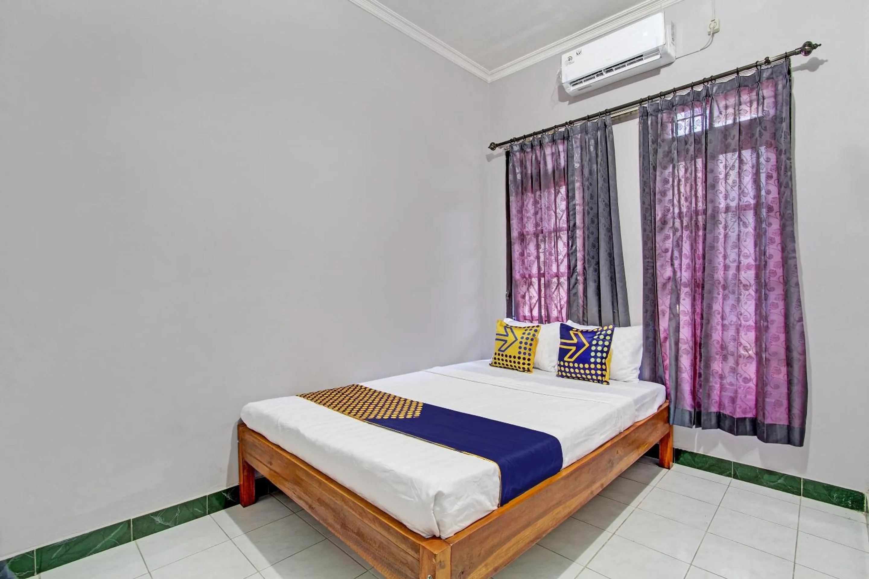 Bedroom, Bed in OYO Life 92575 Zazi Homestay