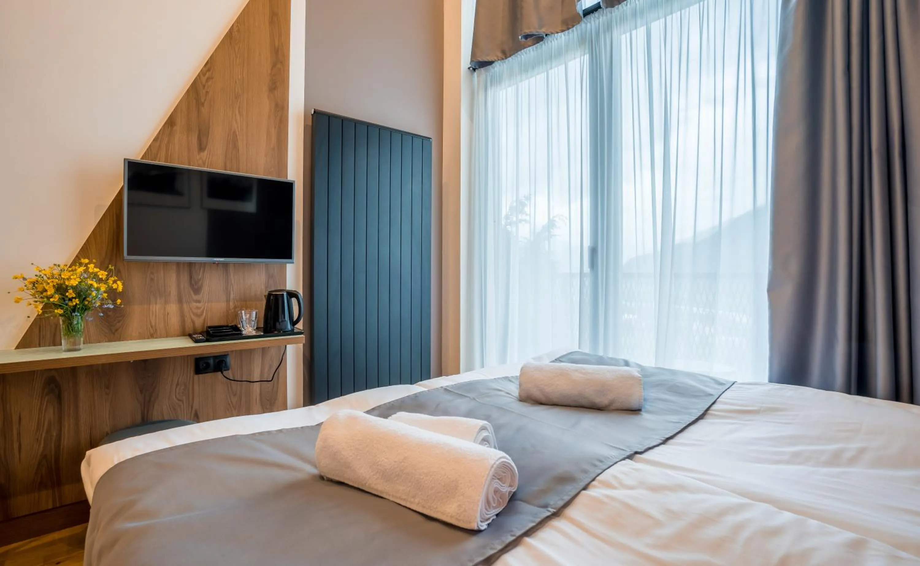 TV and multimedia, Bed in Step Inn - Kazbegi