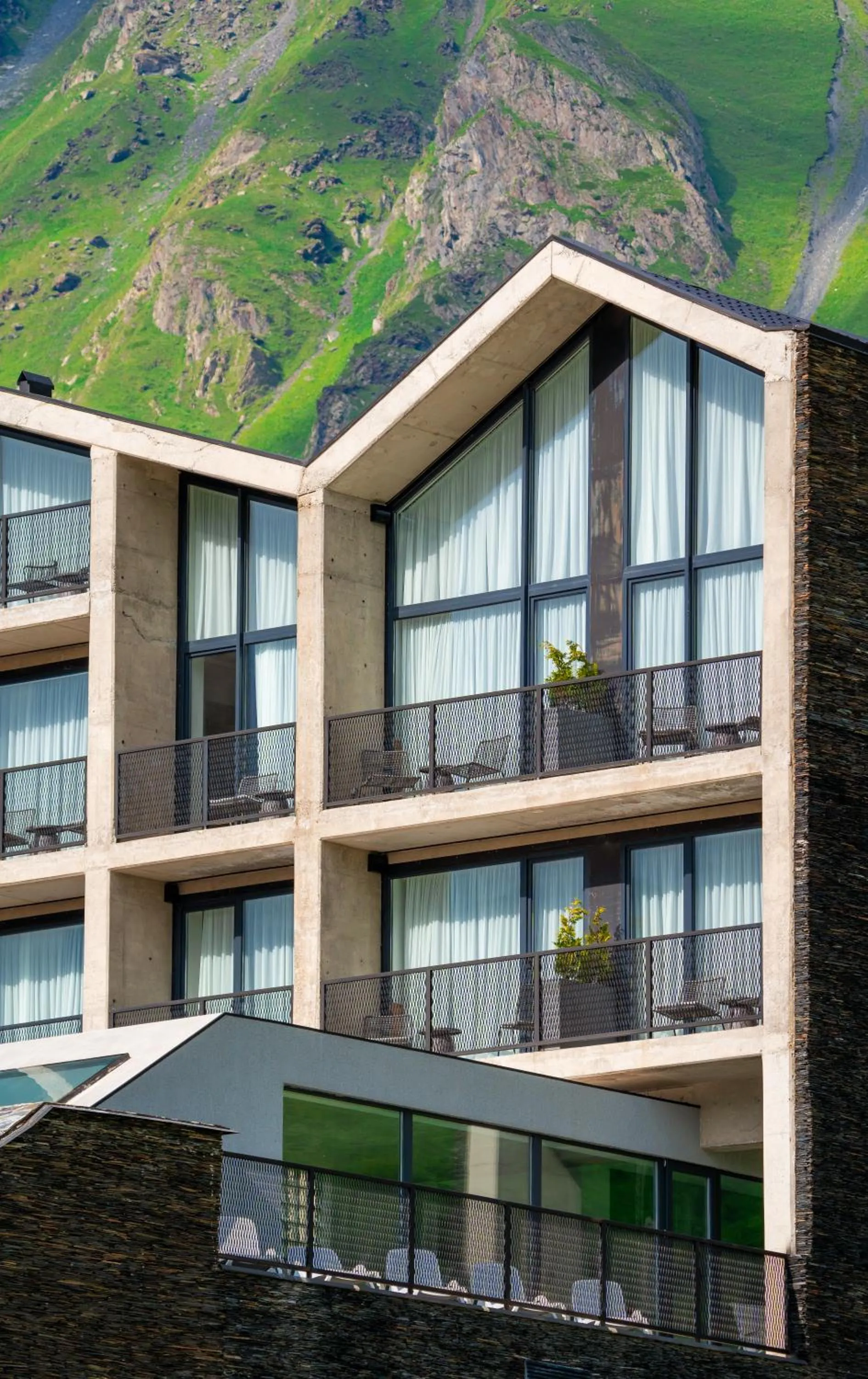 Property building in Step Inn - Kazbegi