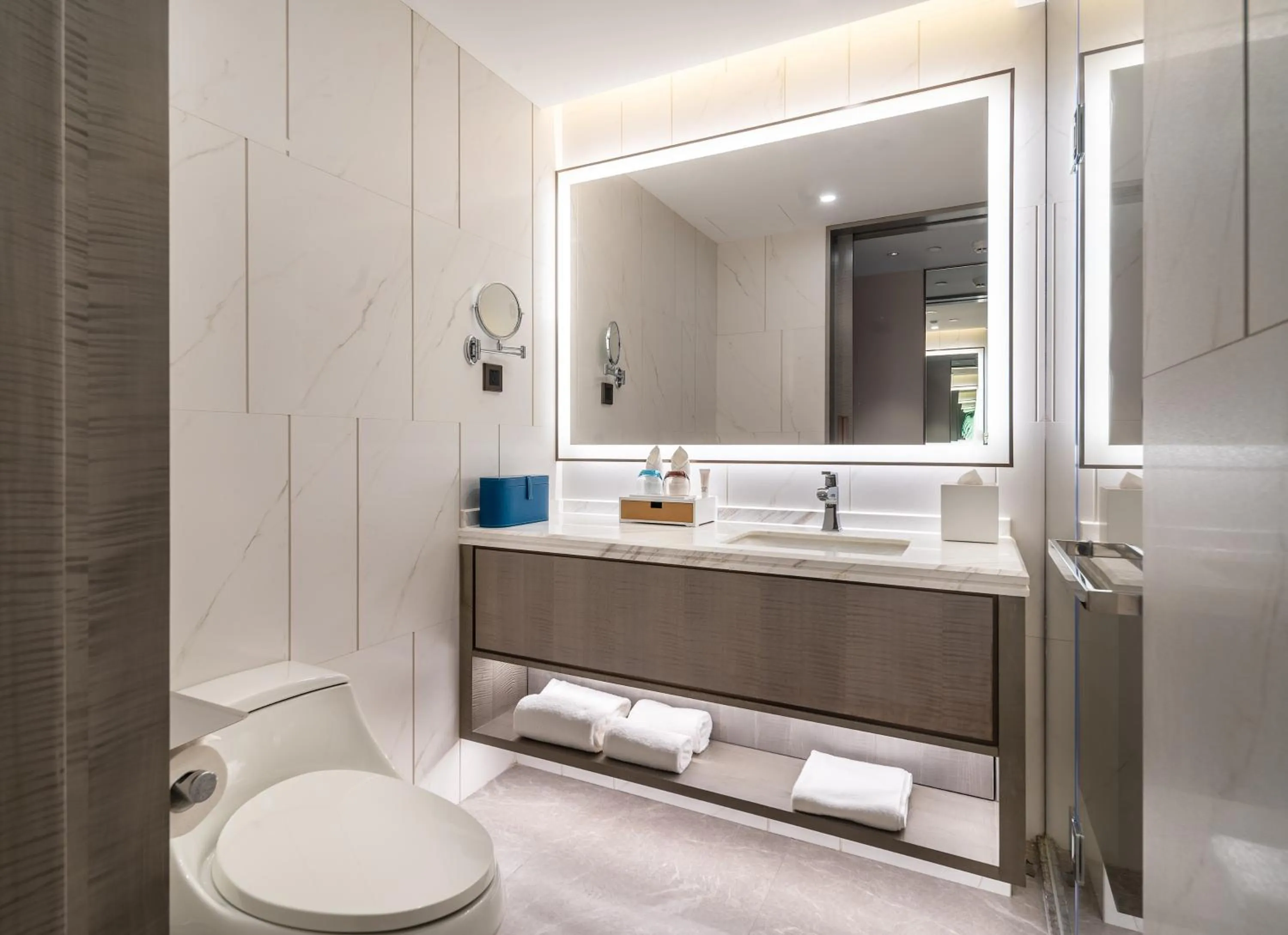 Bathroom in Hyatt Place Linyi People Square