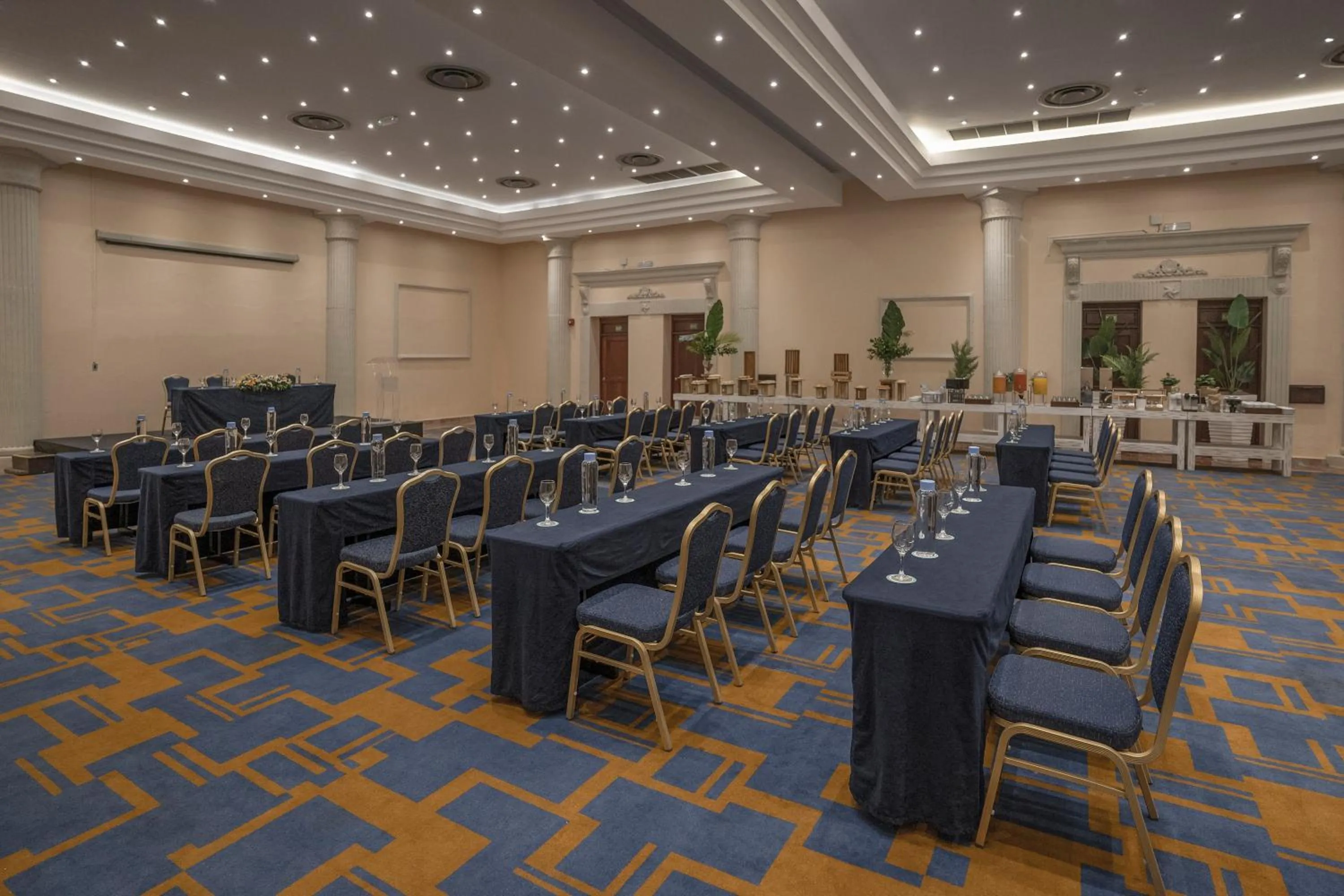 Meeting/conference room in Iberostar Waves Costa Dorada - All Inclusive