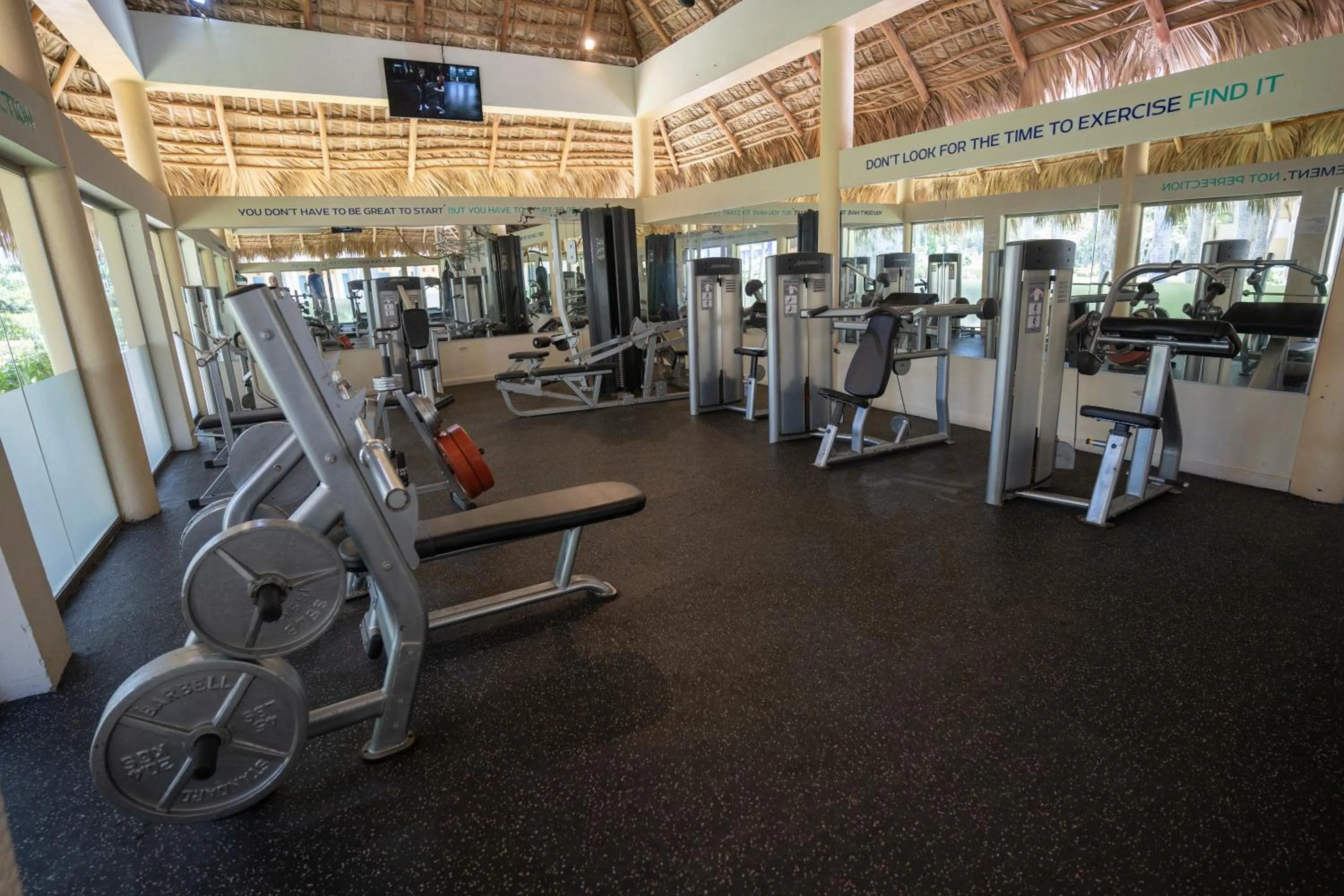 Fitness centre/facilities in Iberostar Waves Costa Dorada - All Inclusive