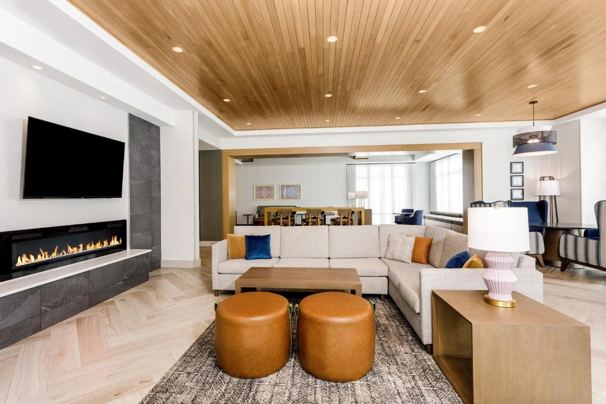 Property building in Staybridge Suites Winter Haven - Auburndale