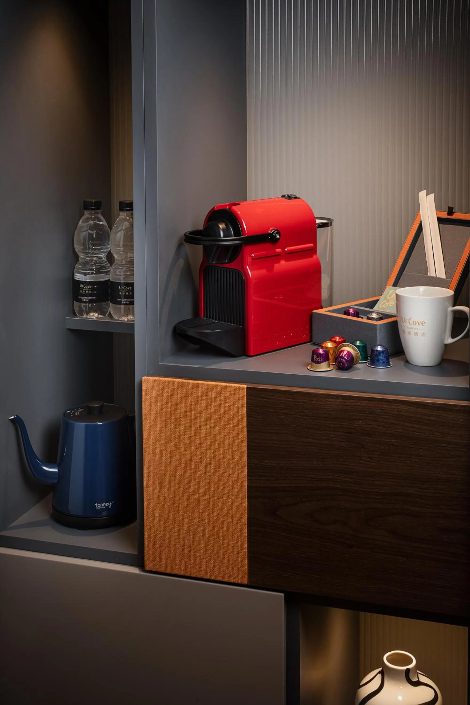 Coffee/tea facilities in UrCove By Hyatt ShenZhen Futian Port