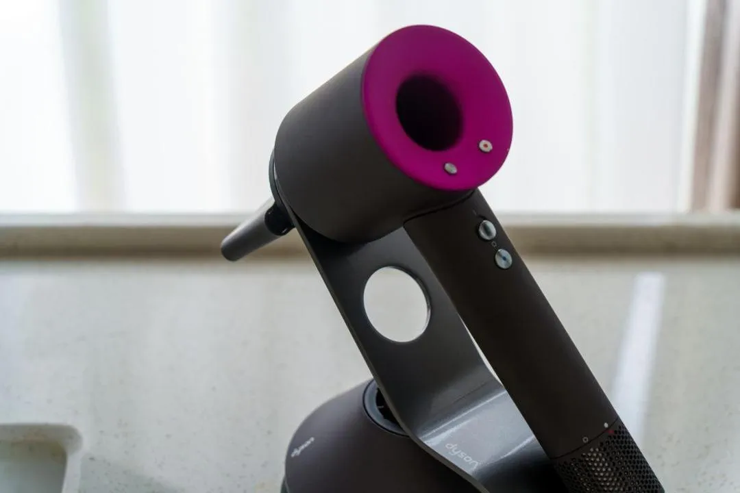 heating in UrCove by HYATT Futian CBD-毗邻福田站和星河COCO Park 尊享免费迷你吧