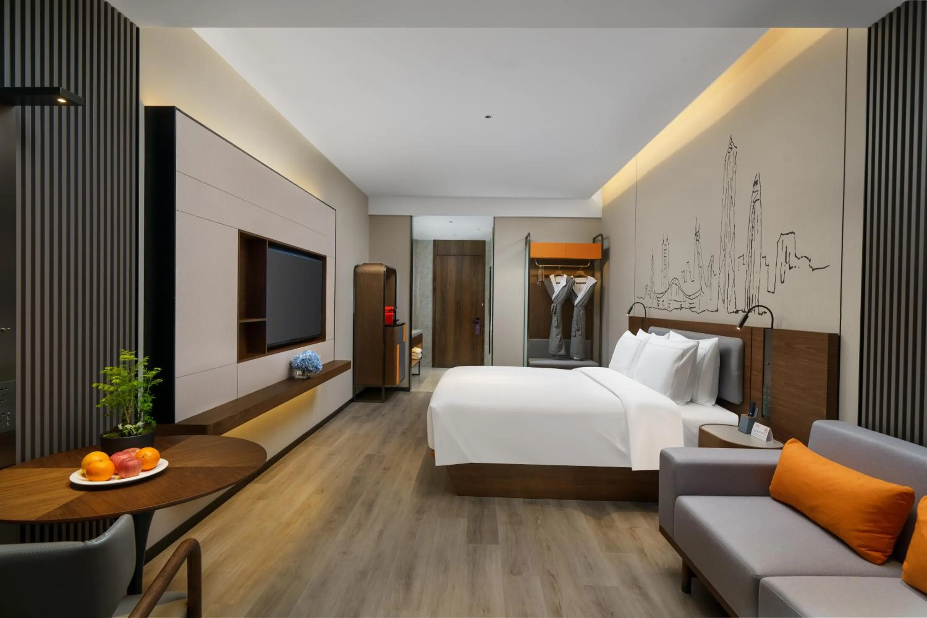 Photo of the whole room, Bed in UrCove by HYATT Futian CBD-毗邻福田站和星河COCO Park 尊享免费迷你吧