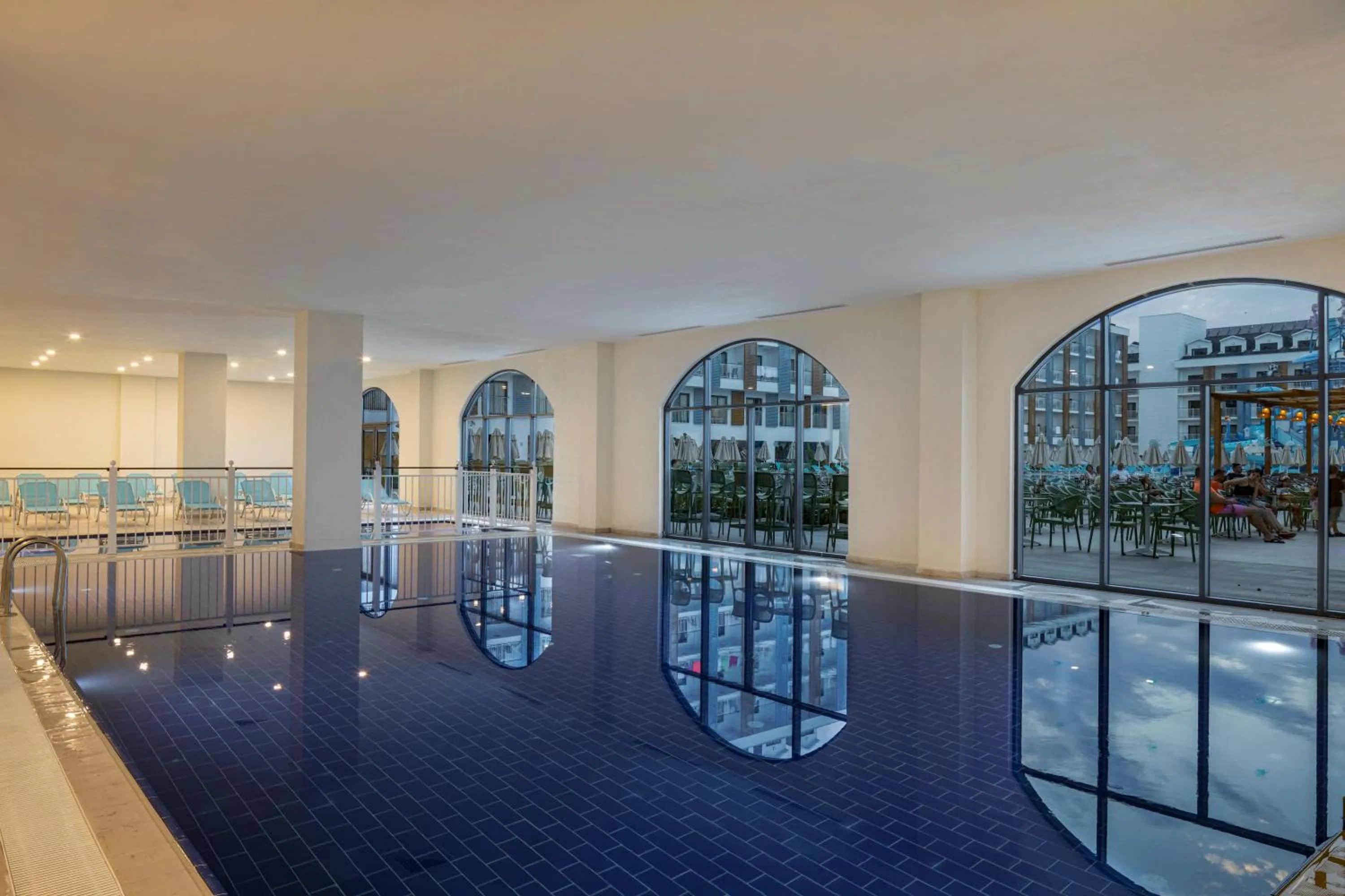 Swimming pool in Arcanus Hotels Trendline Side