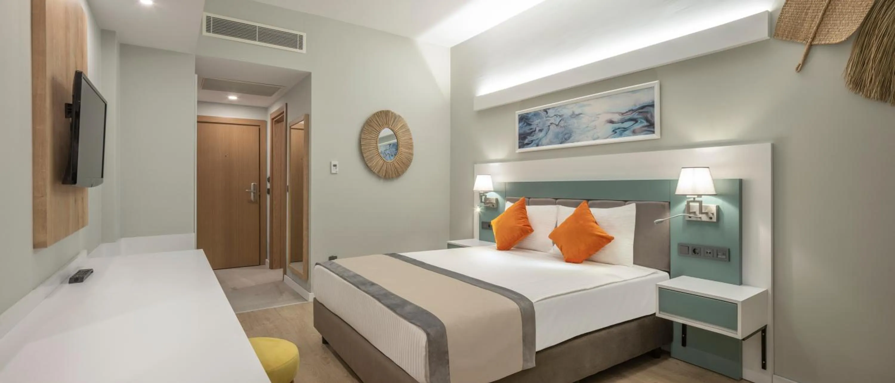 Photo of the whole room, Bed in Arcanus Hotels Trendline Side