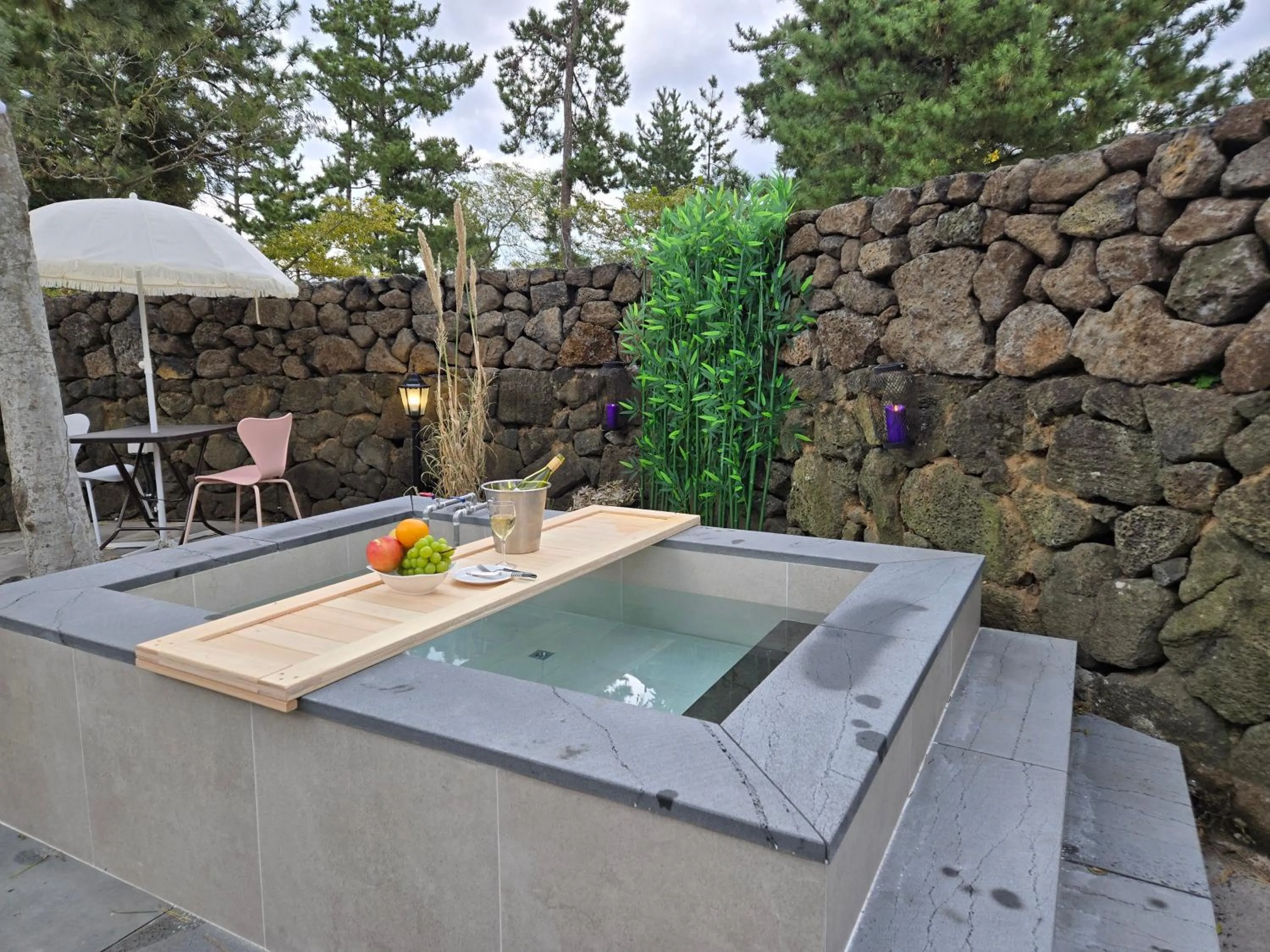 Hot Tub in Sodamhyang Pension