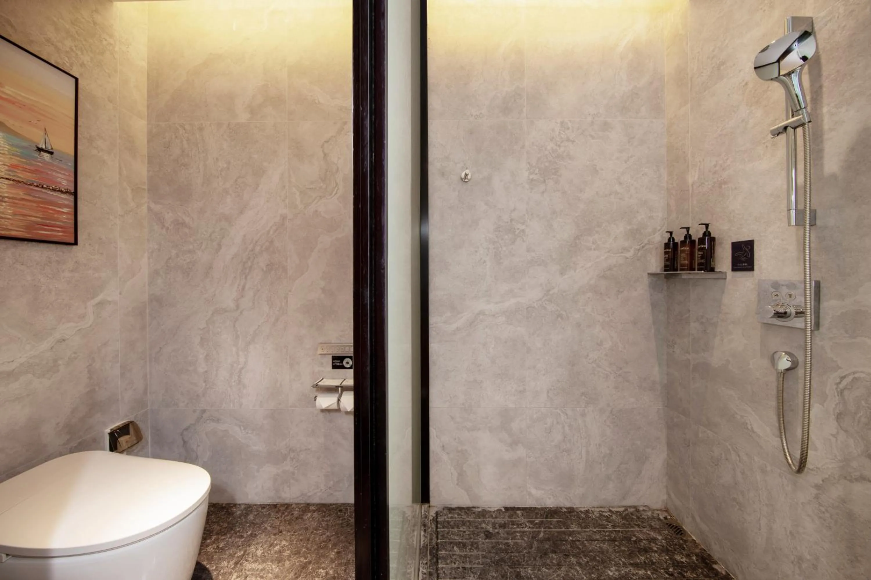 Bathroom in UrCove by HYATT Shenzhen Luohu