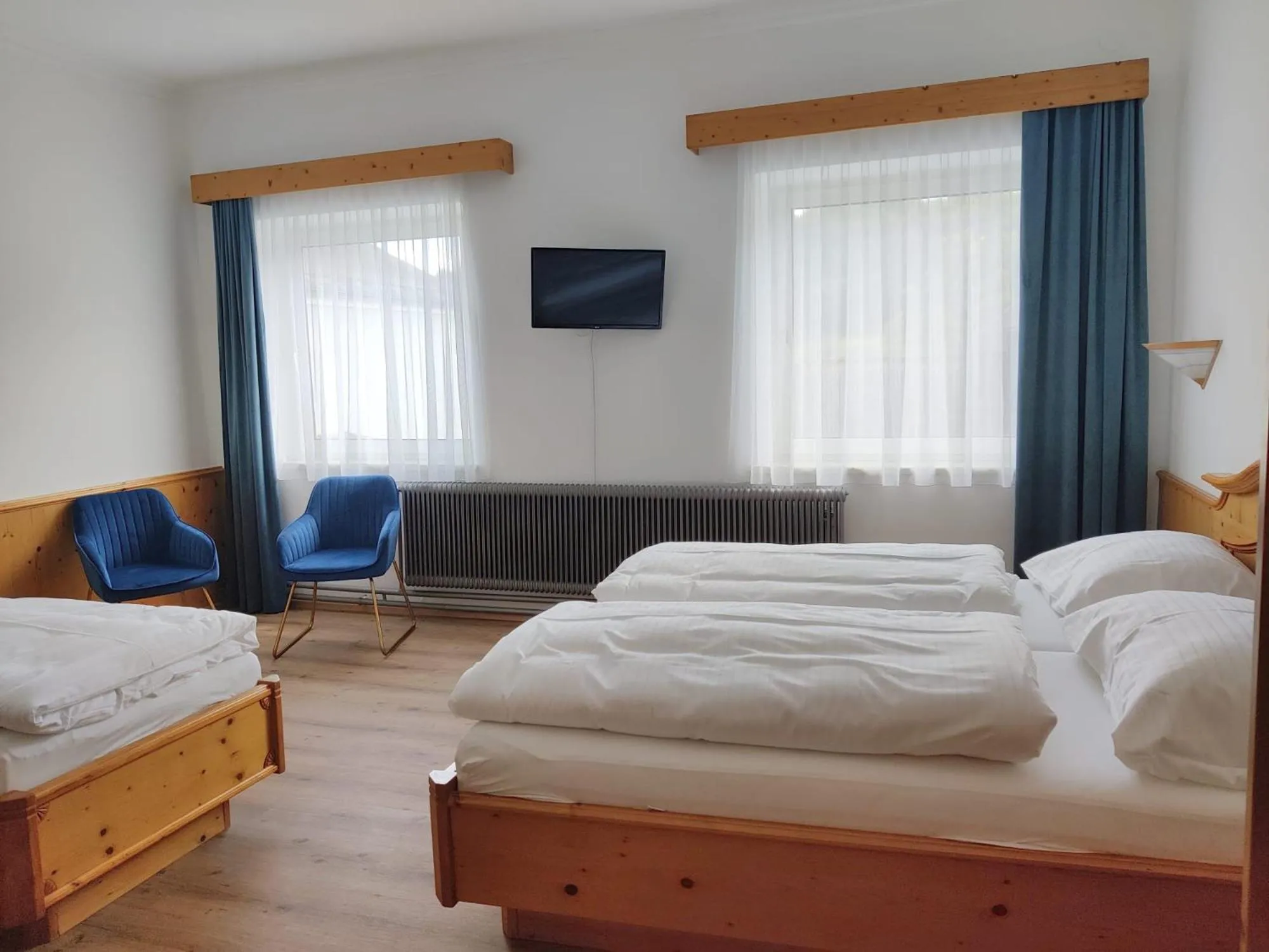 Bed in Neuhof