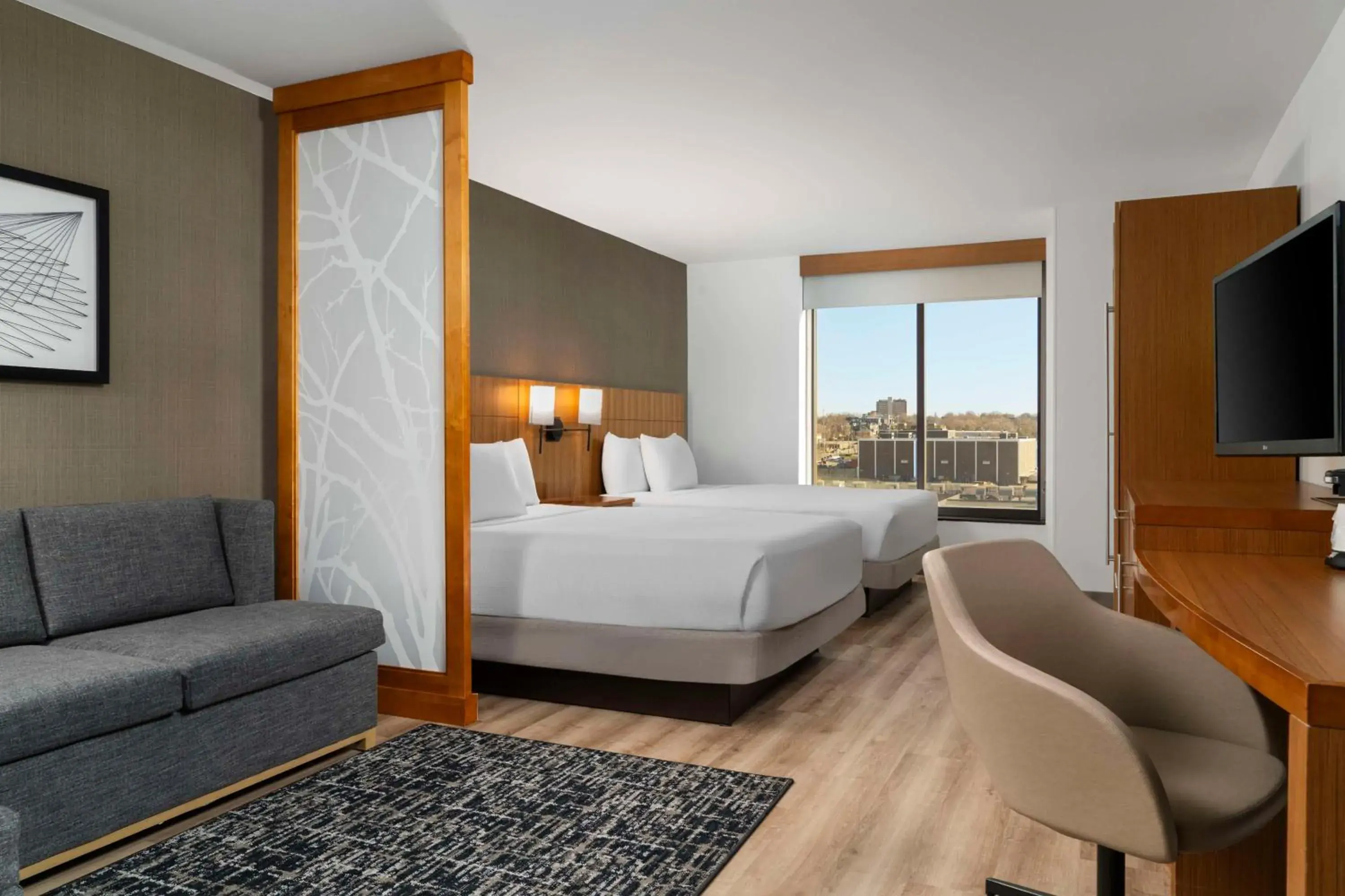 Queen Room with Two Queen Beds and Accessible Tub - Disability Access in Hyatt Place Omaha/Downtown-Old Market Queen Room with Two Queen Beds and Accessible Tub - Disability Access in Hyatt Place Omaha/Downtown-Old Market