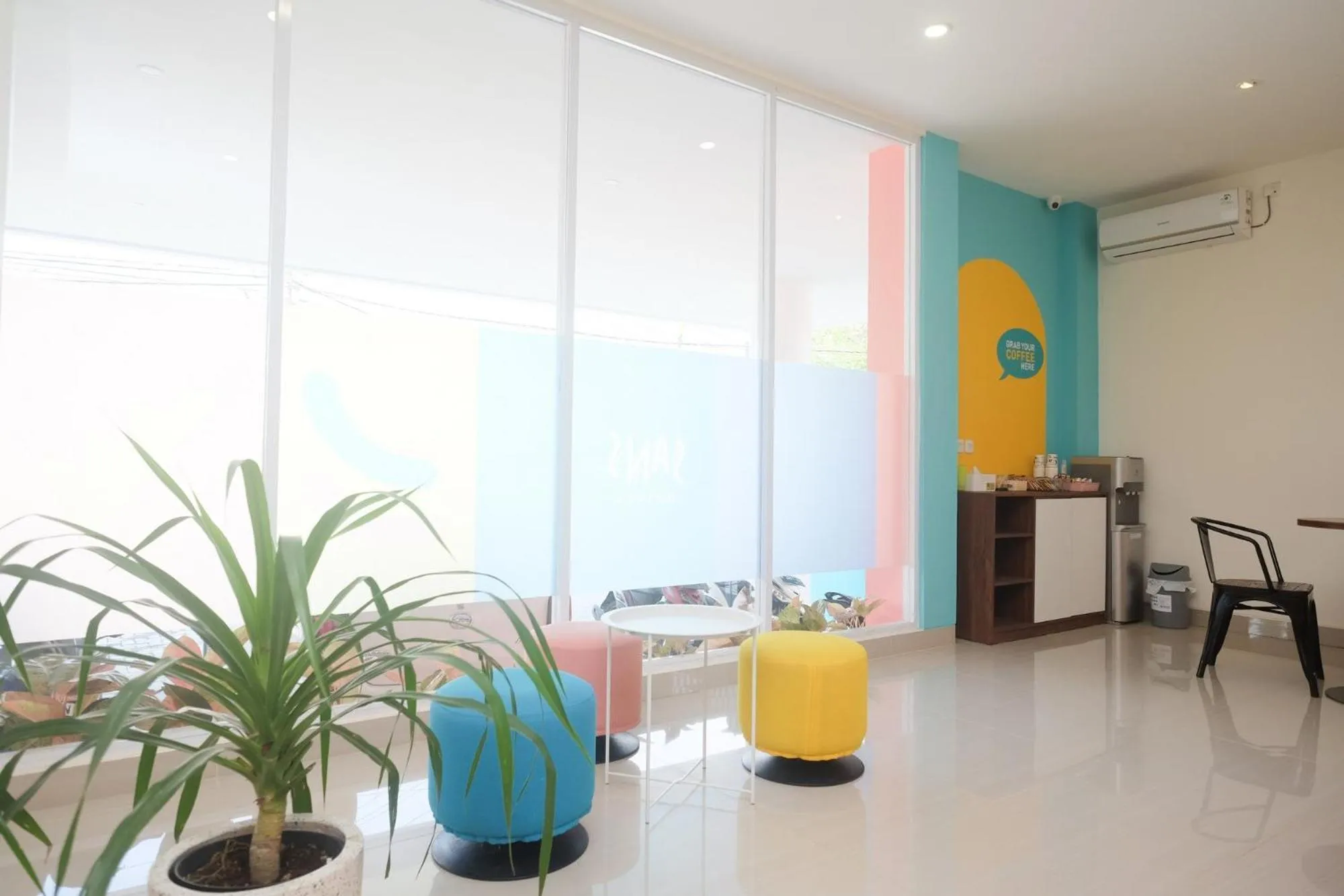 Property building in Sans Hotel Aurum Majapahit Semarang