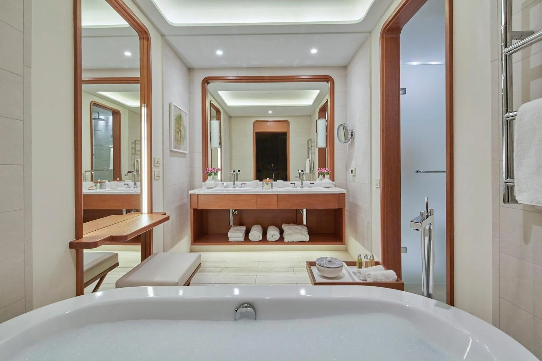 Bathroom, Bed in Regent Porto Montenegro