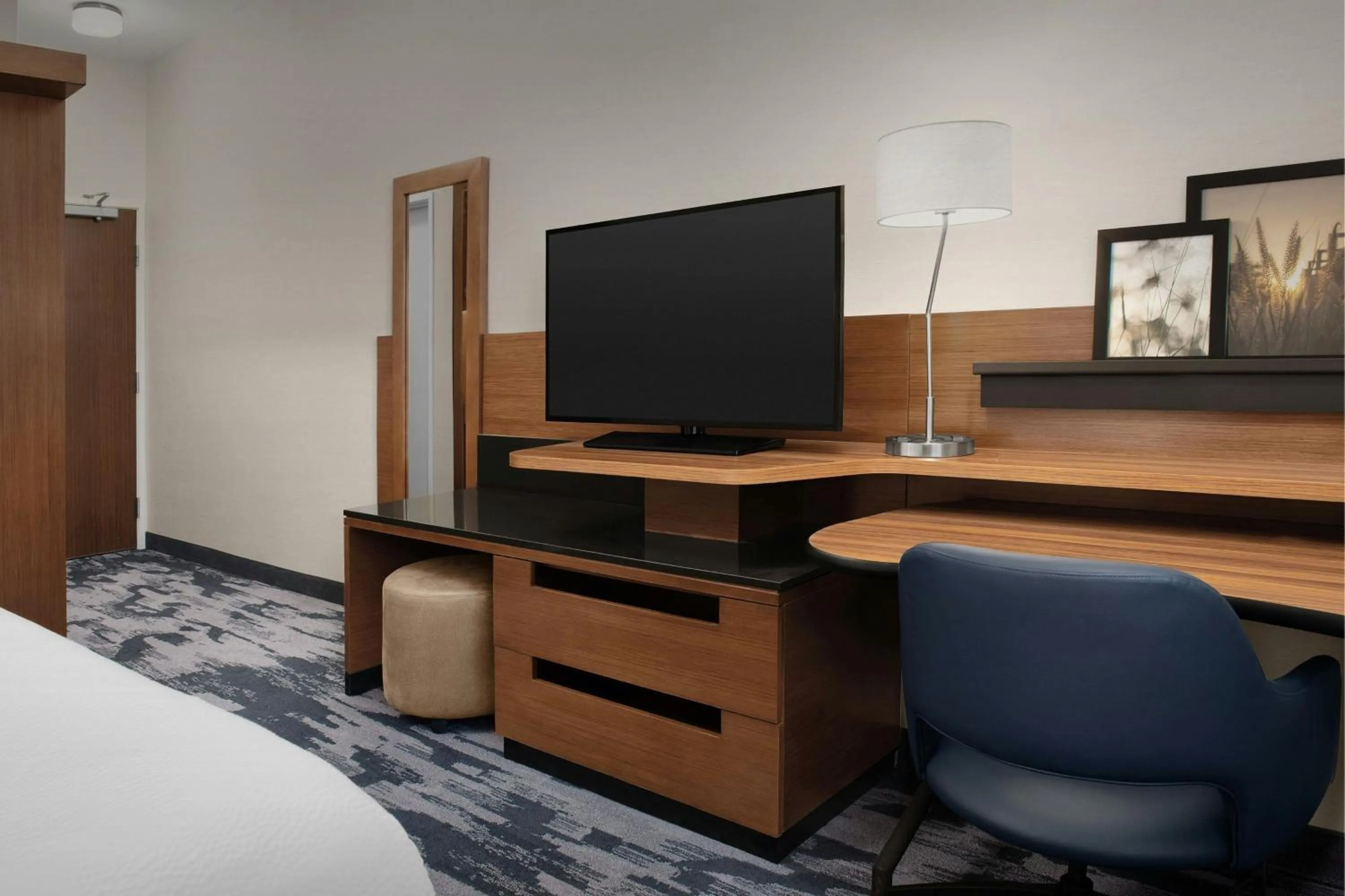 Photo of the whole room, Bed in Fairfield by Marriott The Dalles