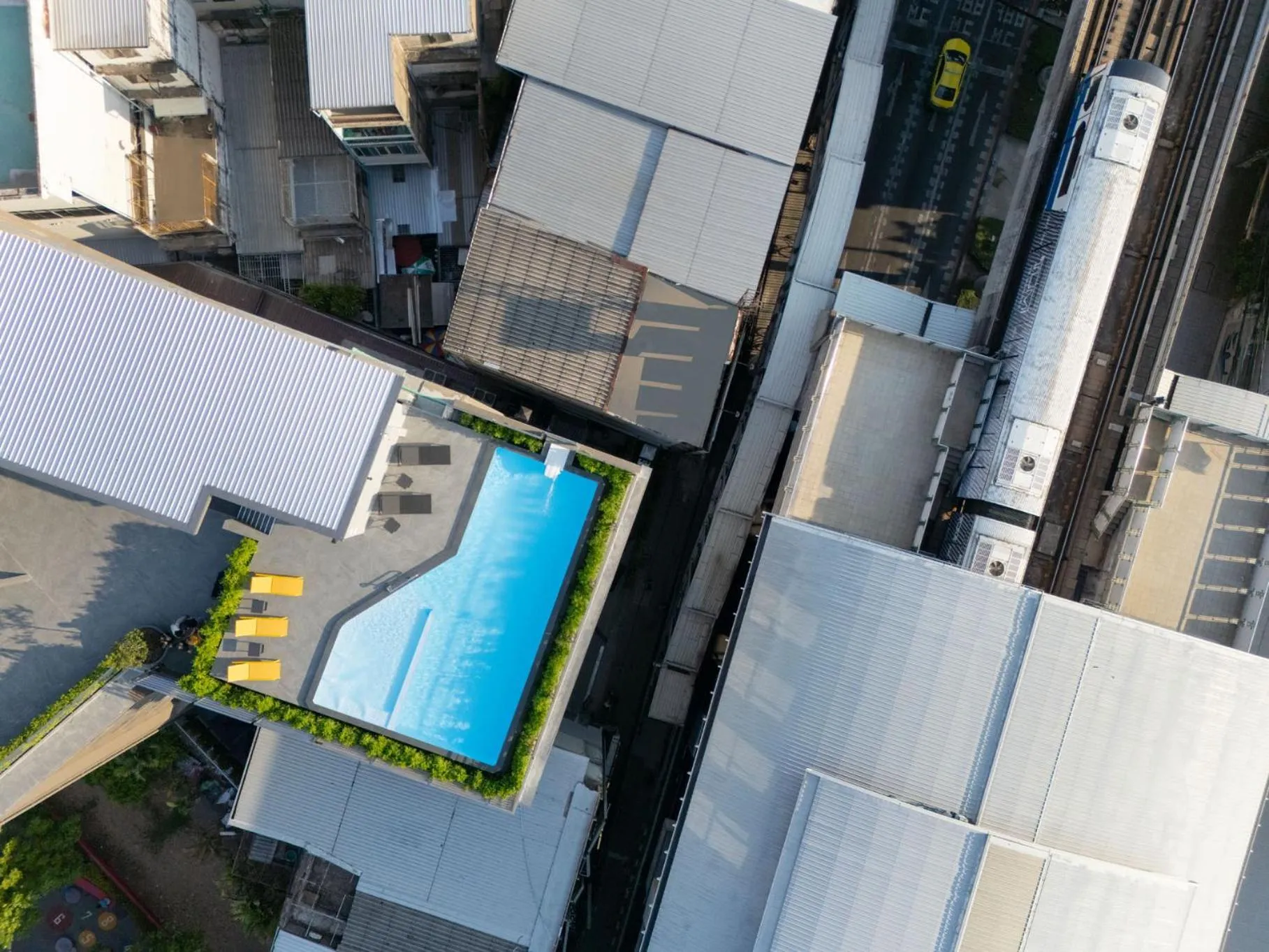 Swimming pool in Lumen Bangkok Udomsuk Station