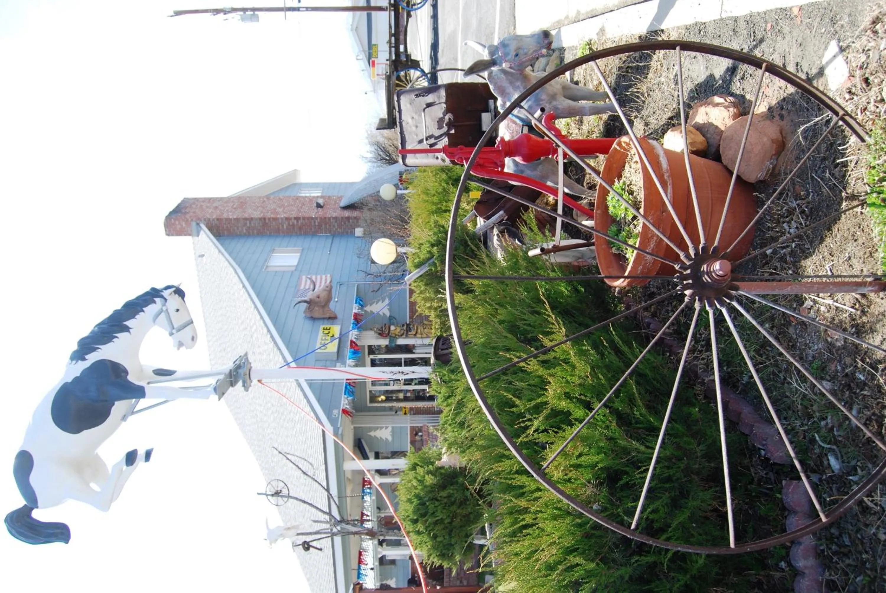 Facade/entrance in Redwood Motel
