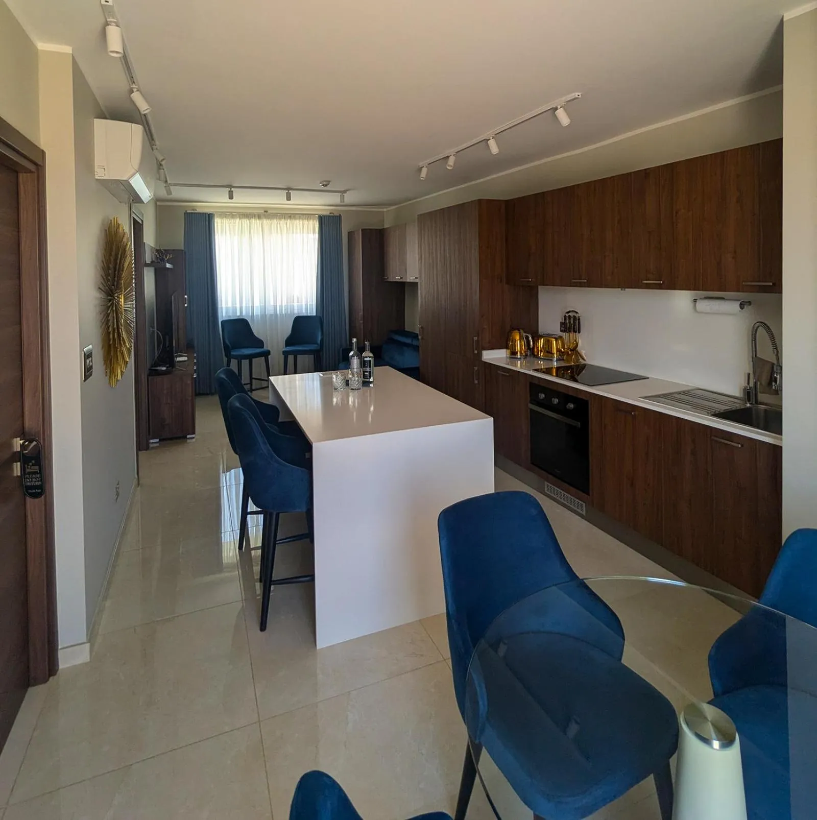 Kitchen or kitchenette in Domus Boutique Hotel