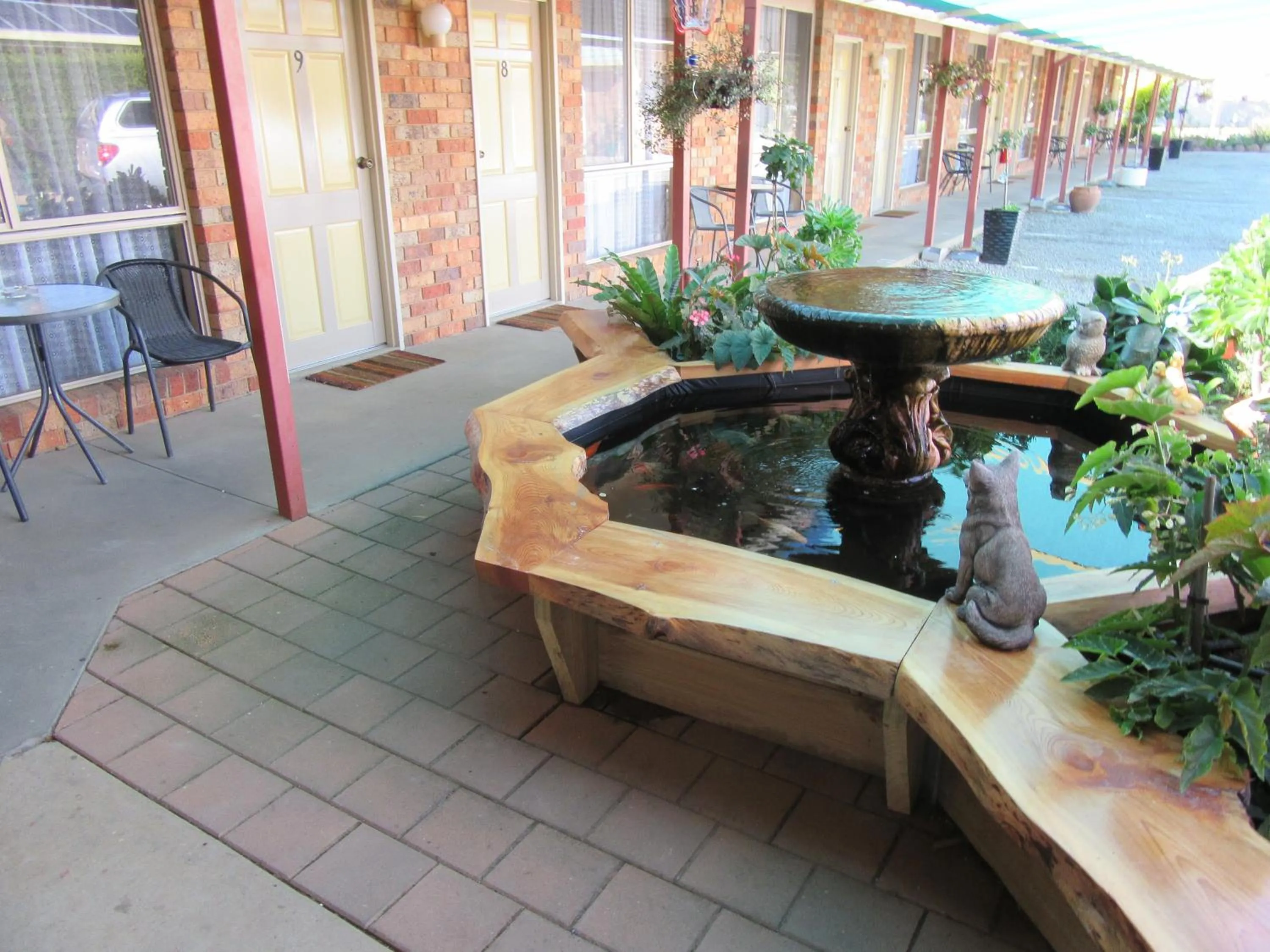 BBQ facilities in Acacia Rose Motor Inn