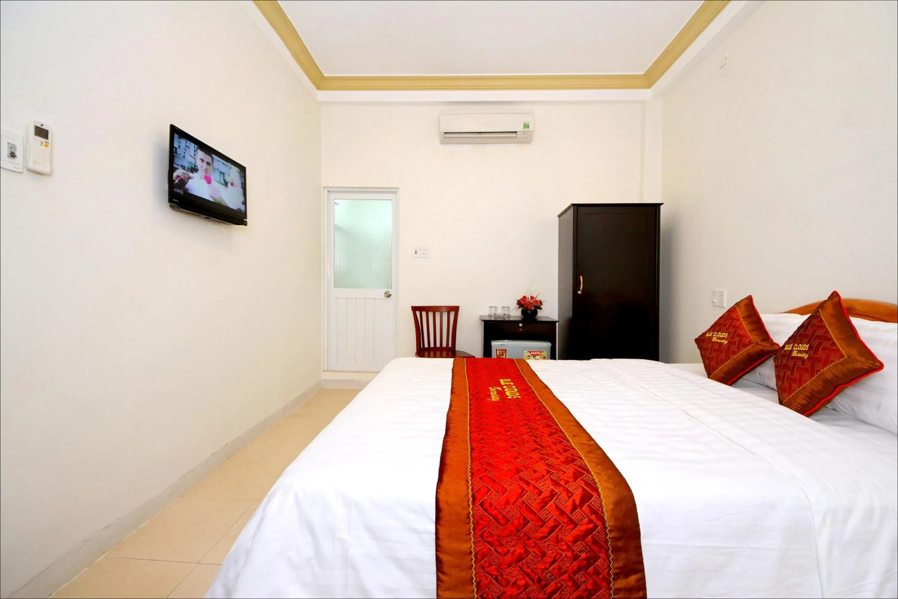 Bed in Blue Clouds Homestay