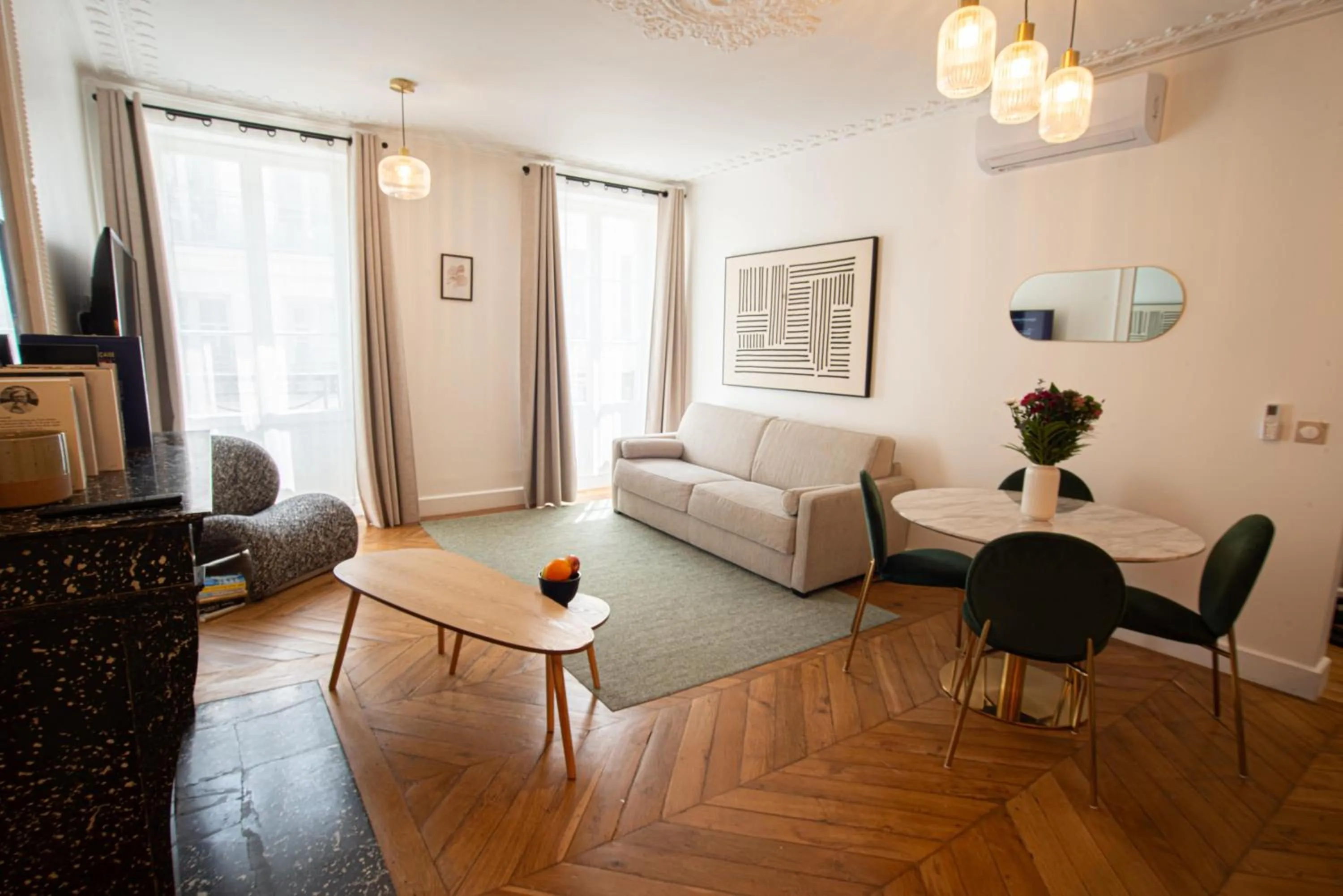 Living room in Quartier Libre Madeleine