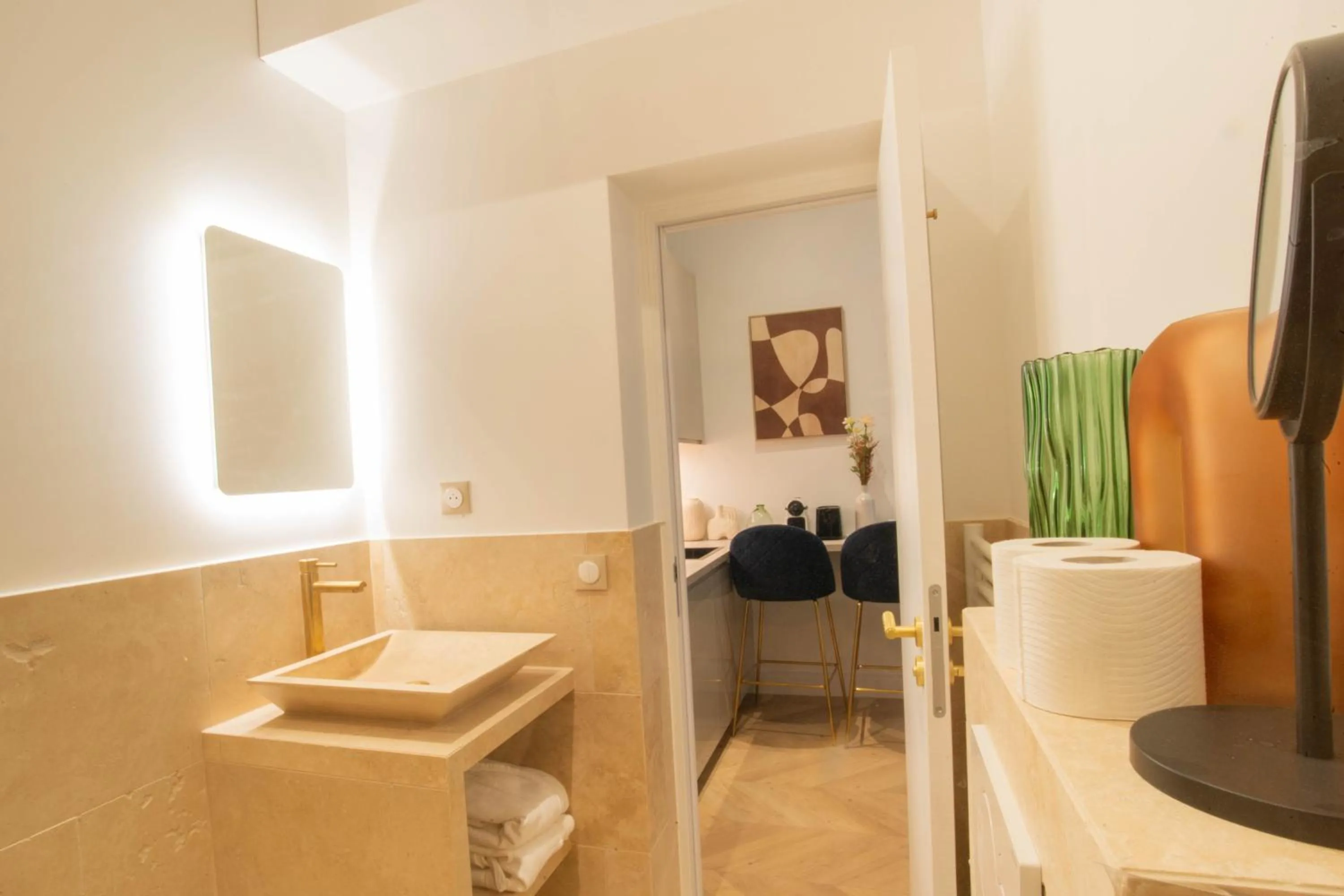 Bathroom in Quartier Libre Madeleine