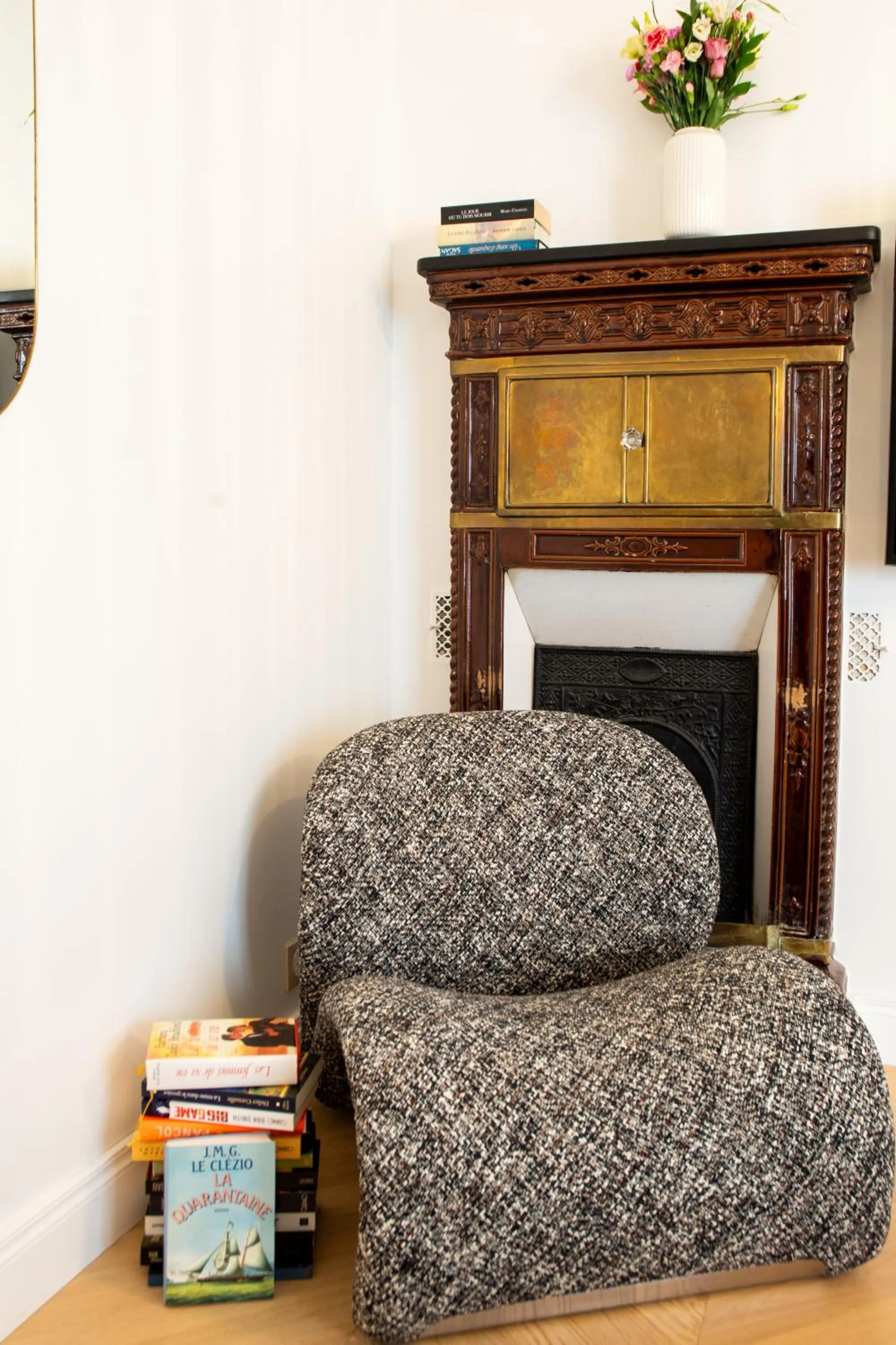 Living room in Quartier Libre Madeleine