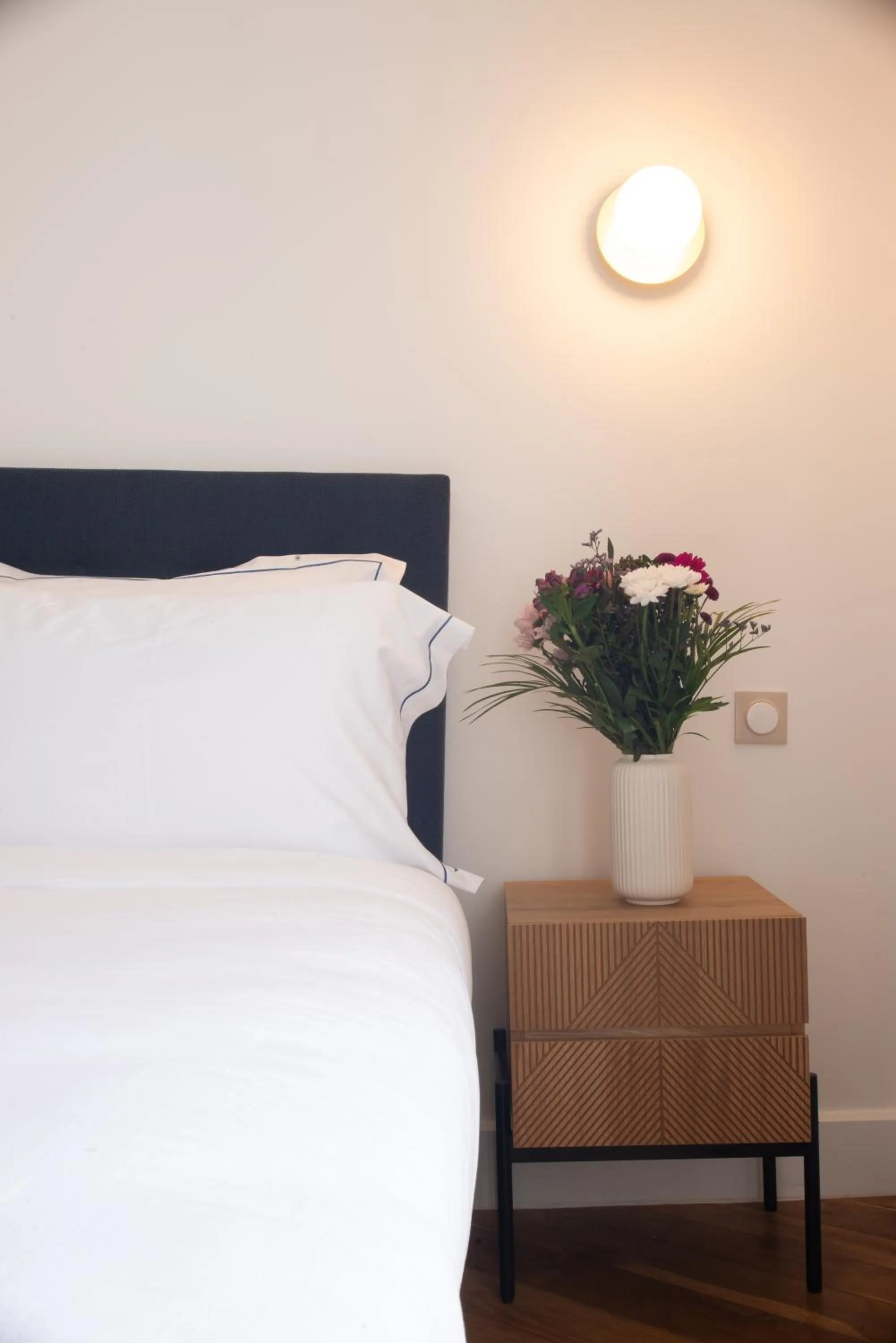 Bedroom, Bed in Quartier Libre Madeleine