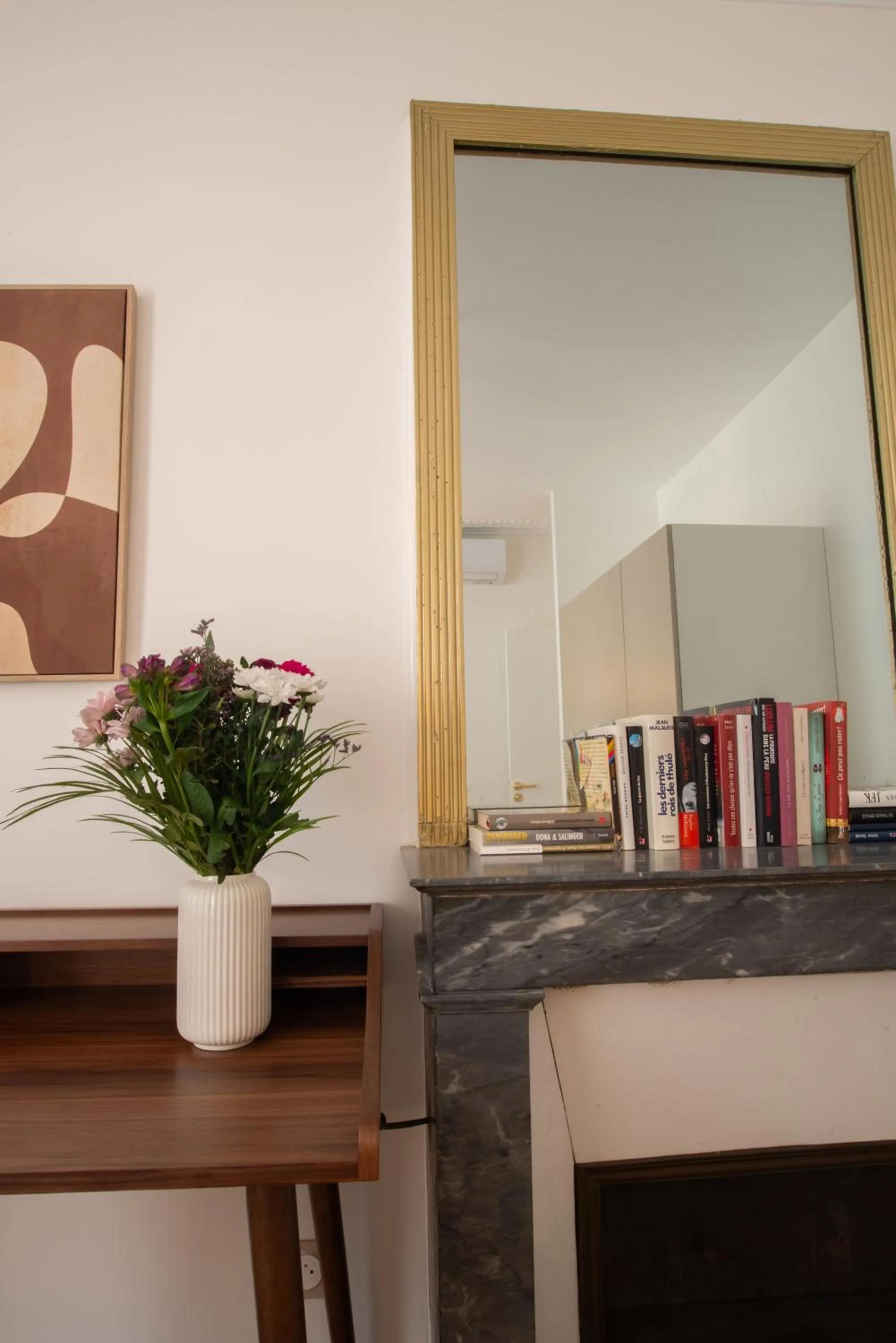 Decorative detail in Quartier Libre Madeleine