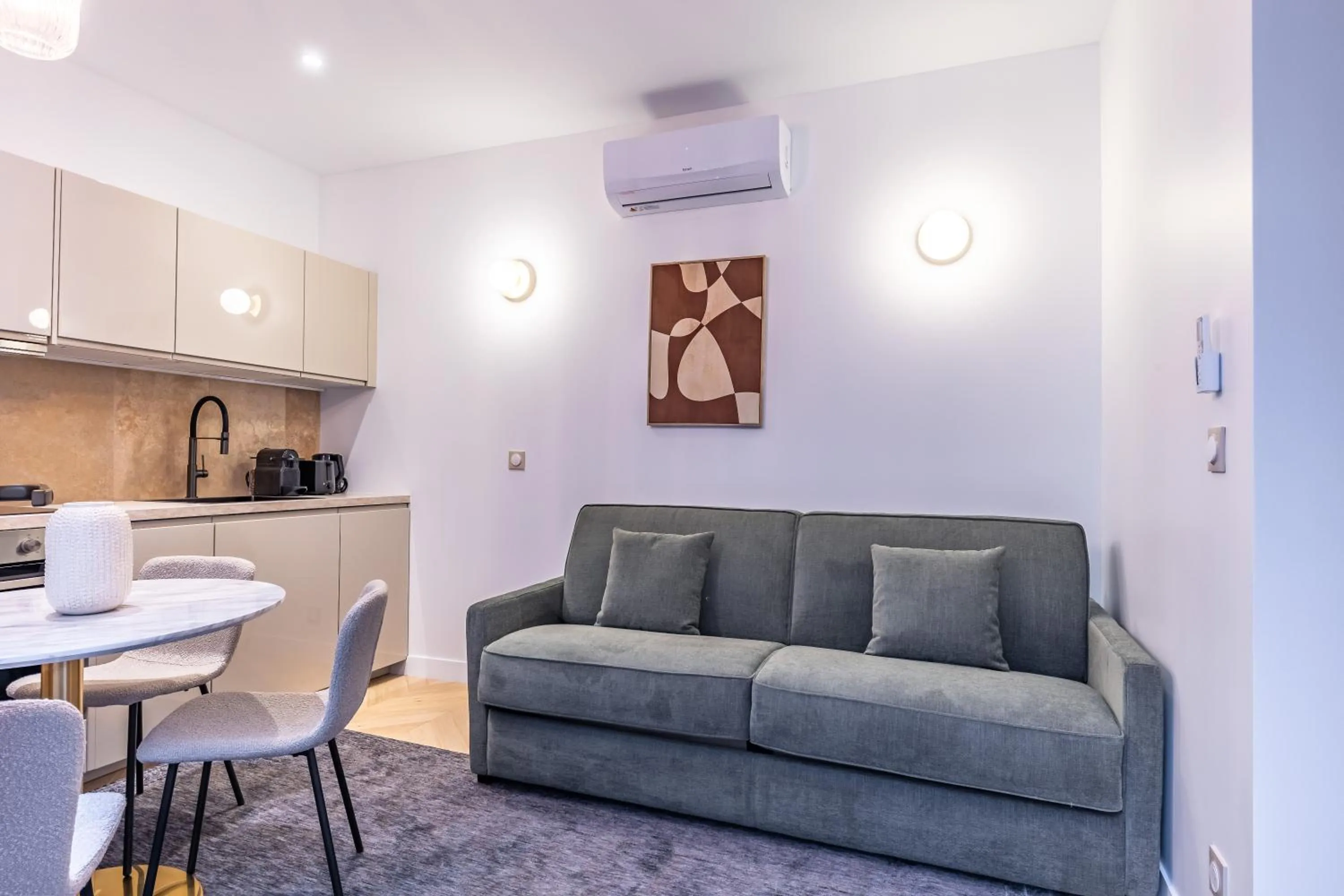 Living room in Quartier Libre Madeleine