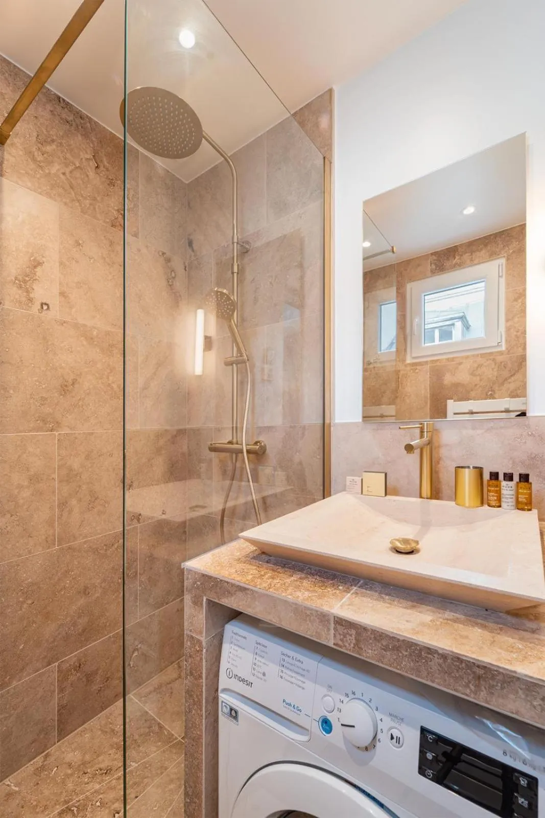 Bathroom in Quartier Libre Madeleine