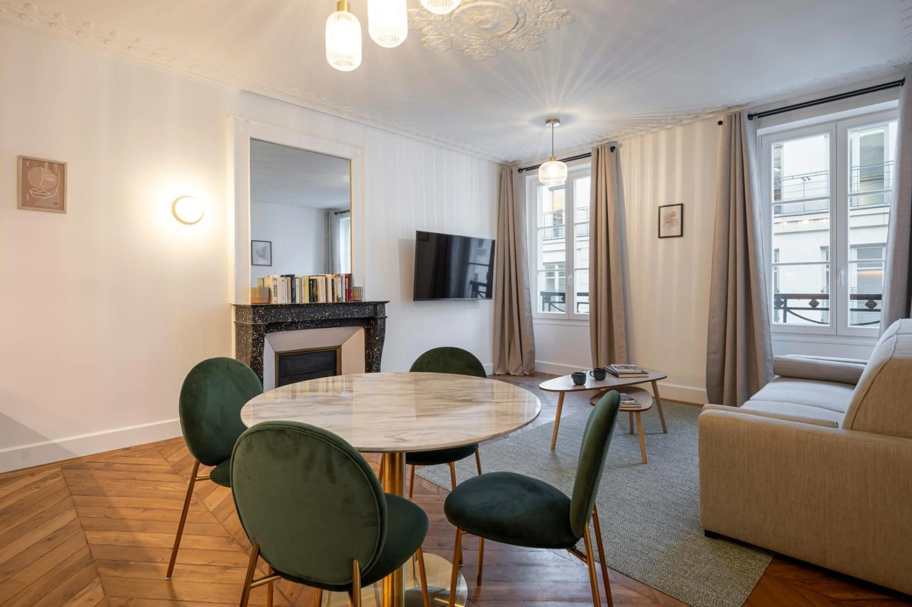 Living room in Quartier Libre Madeleine