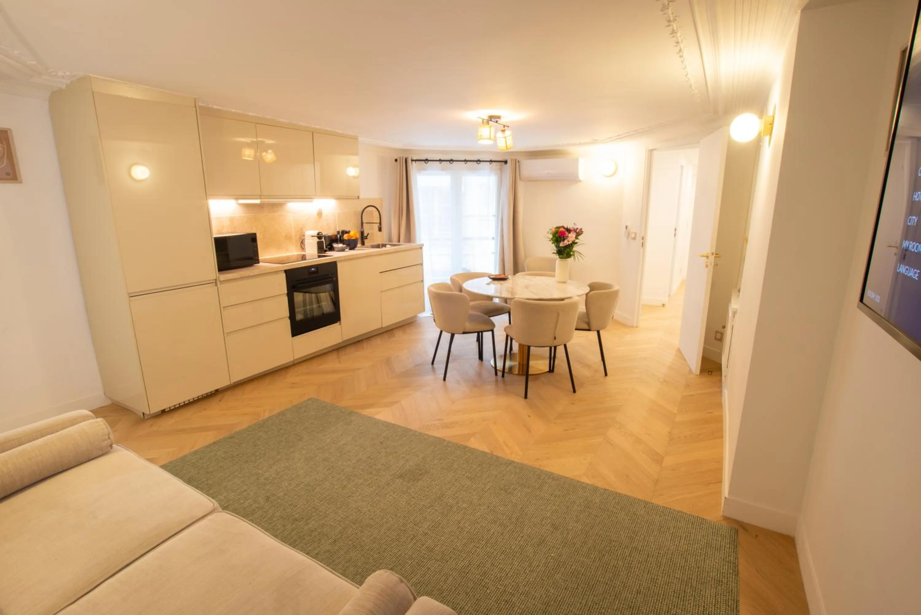 Living room in Quartier Libre Madeleine