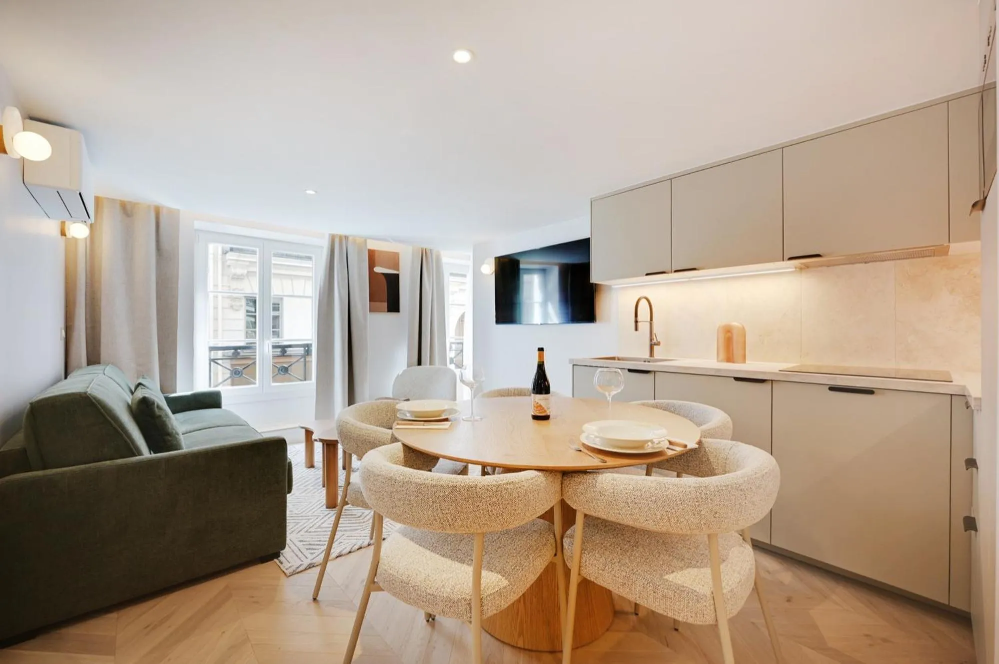 Living room in Quartier Libre Madeleine