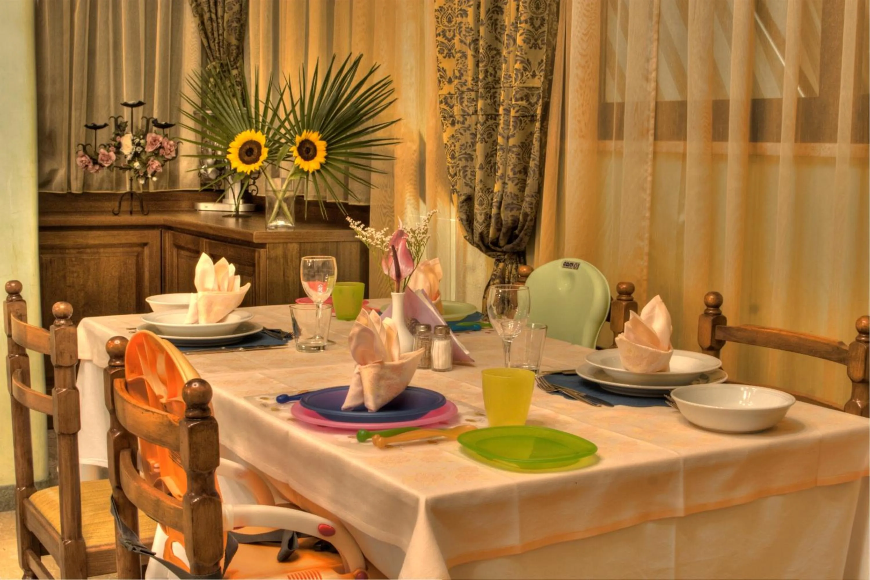 Dining area in Hotel Hamilton