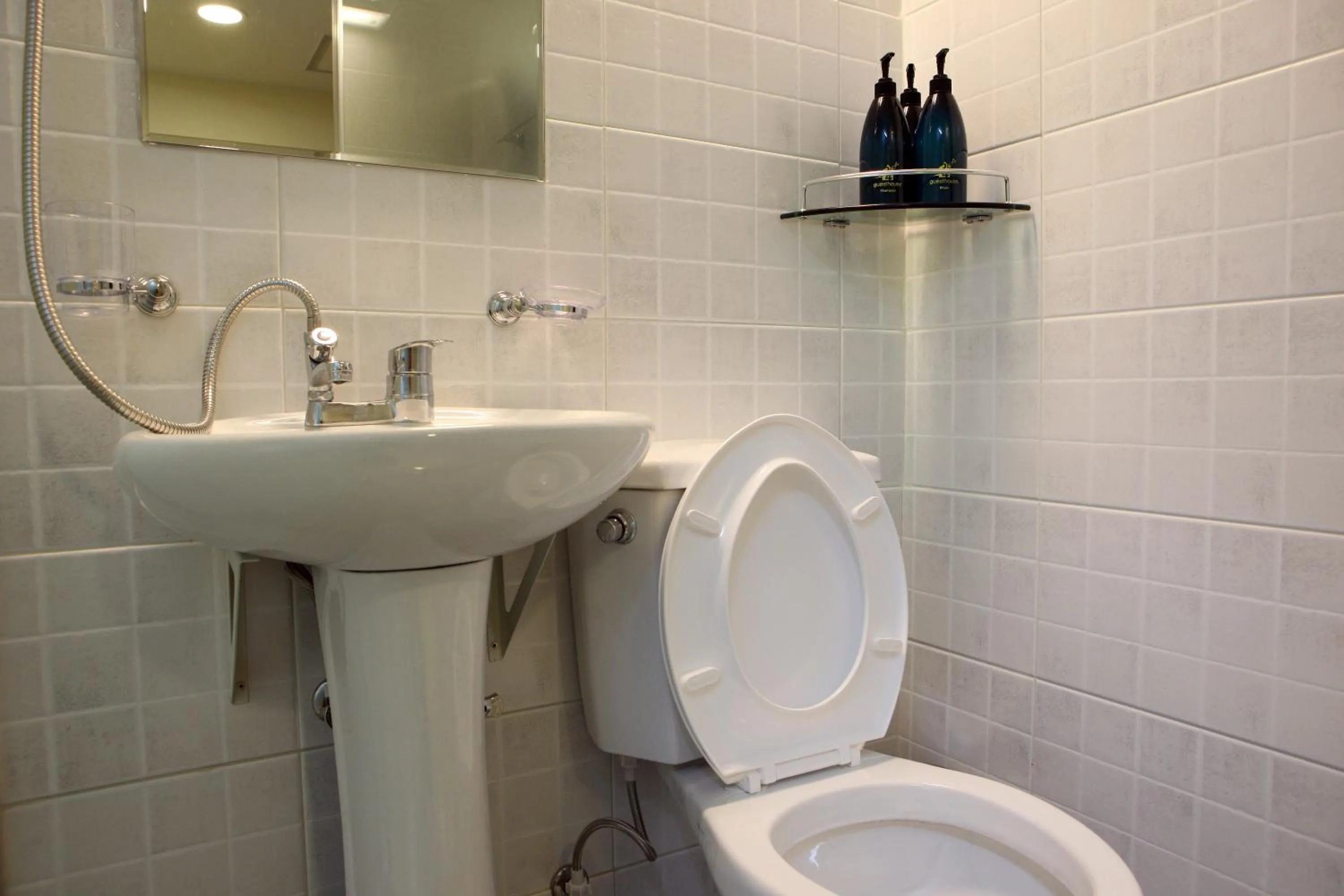 Bathroom in 24 Guesthouse Dongdaemun Market