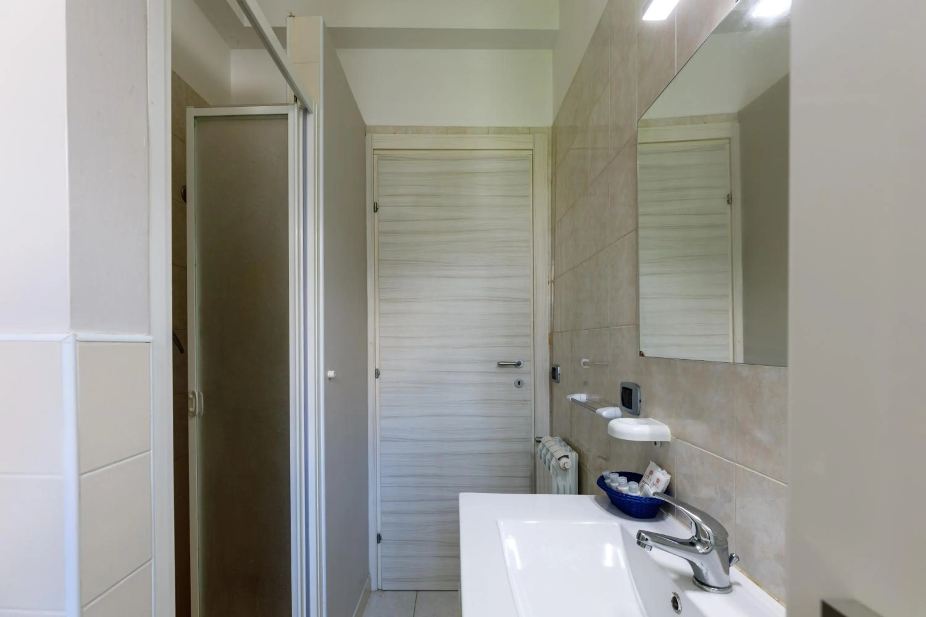 Bathroom in Elements Holiday