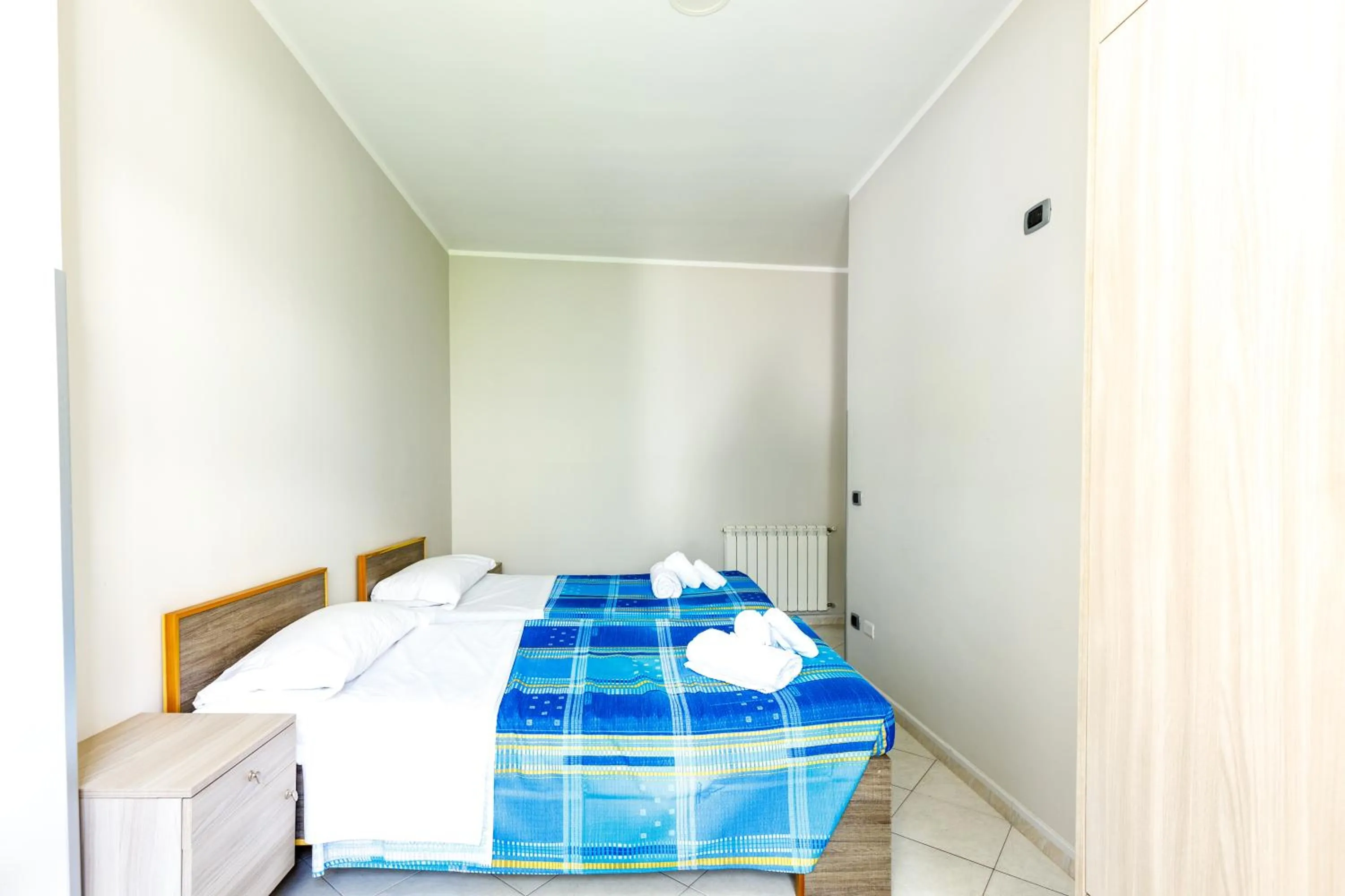 Bedroom, Bed in Elements Holiday
