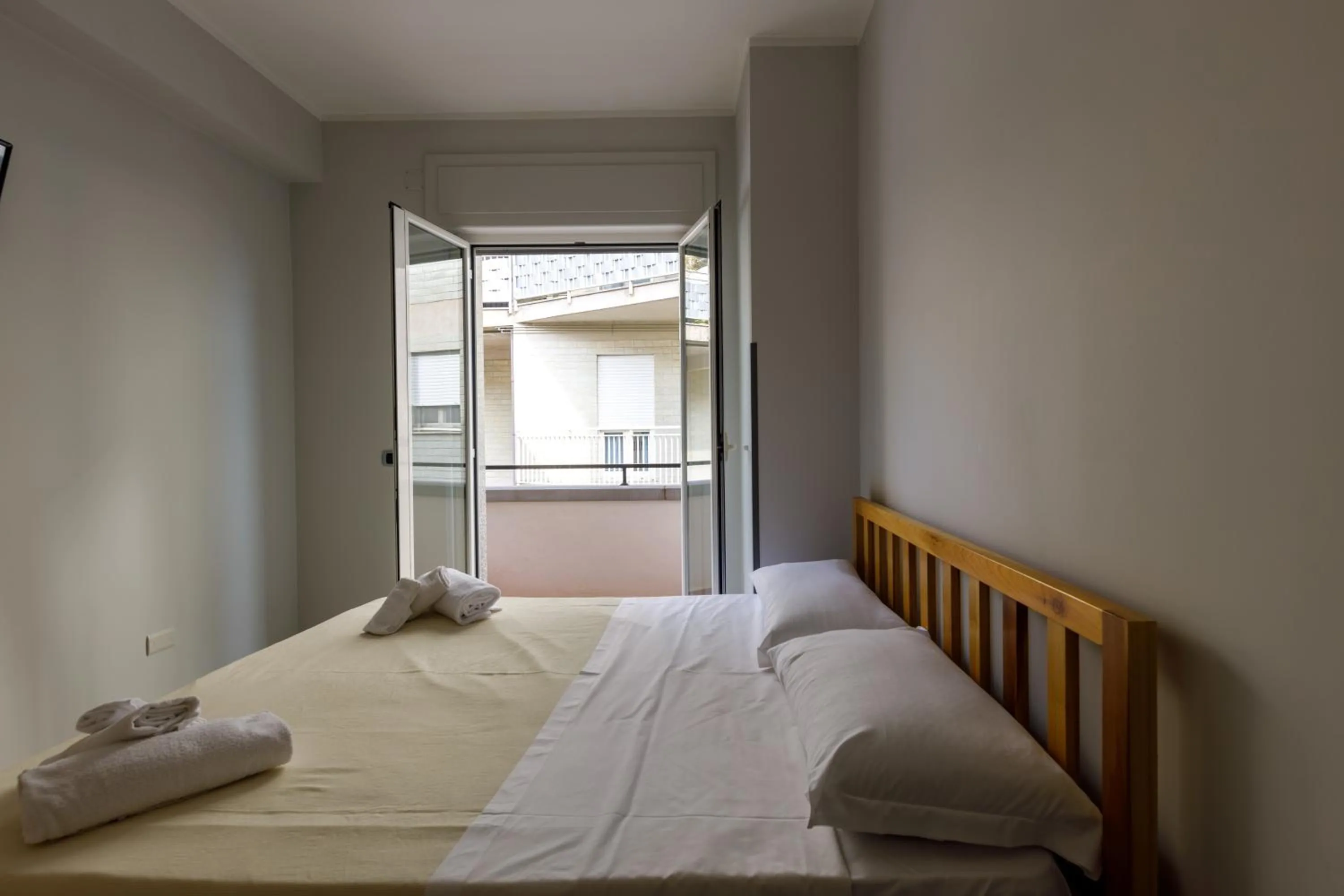 Bedroom, Bed in Elements Holiday