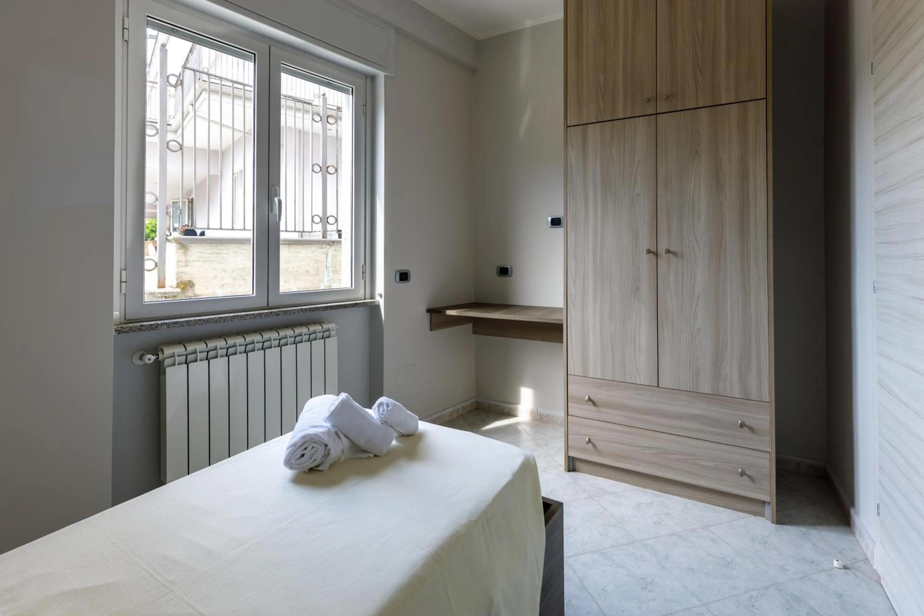Bedroom, Bed in Elements Holiday