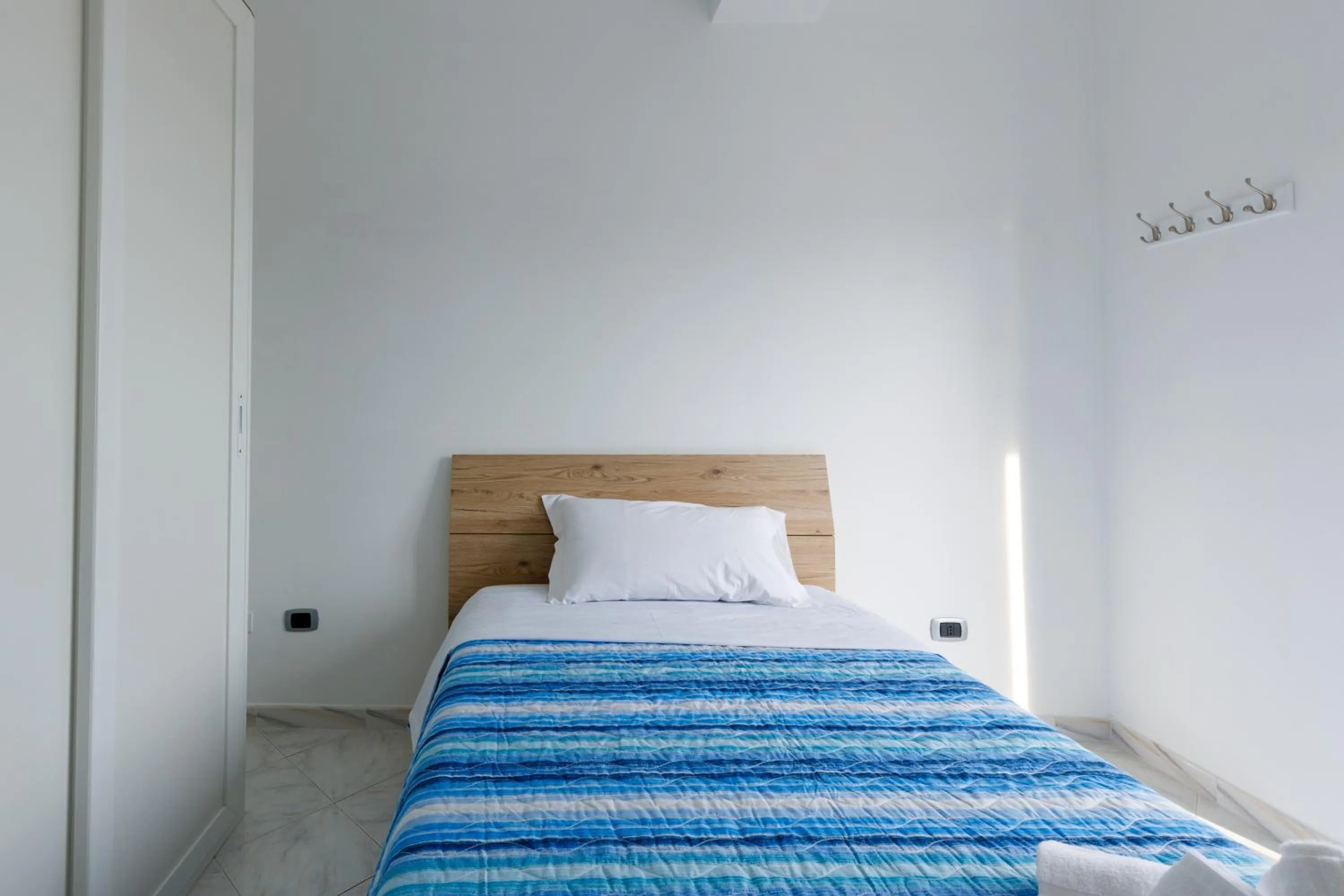 Bedroom, Bed in Elements Holiday