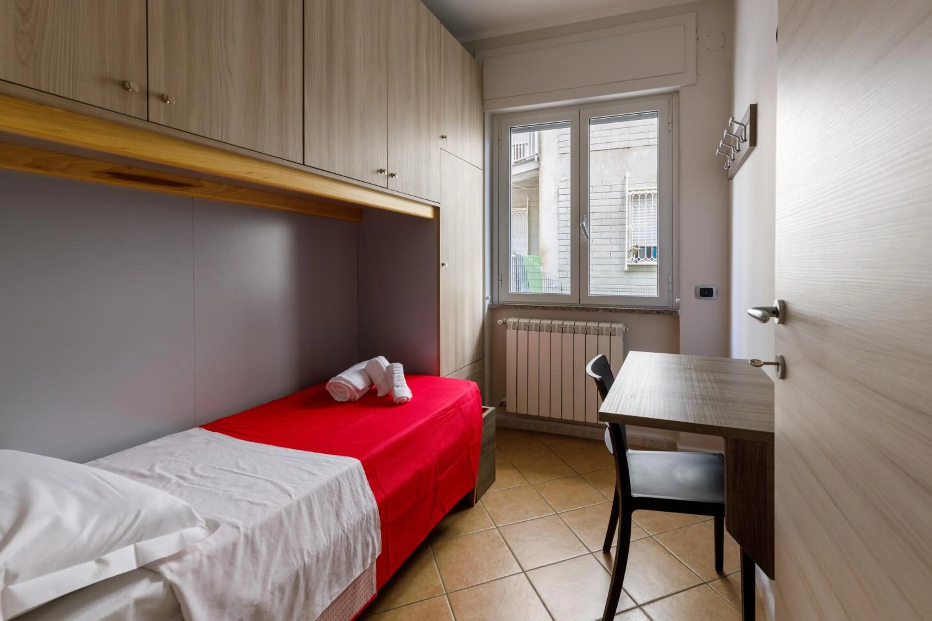 Bedroom, Bed in Elements Holiday