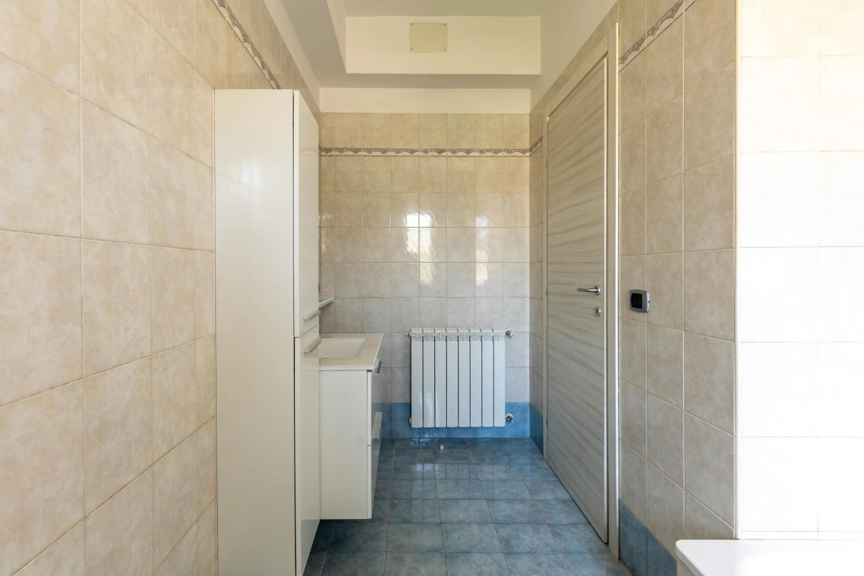 Bathroom in Elements Holiday