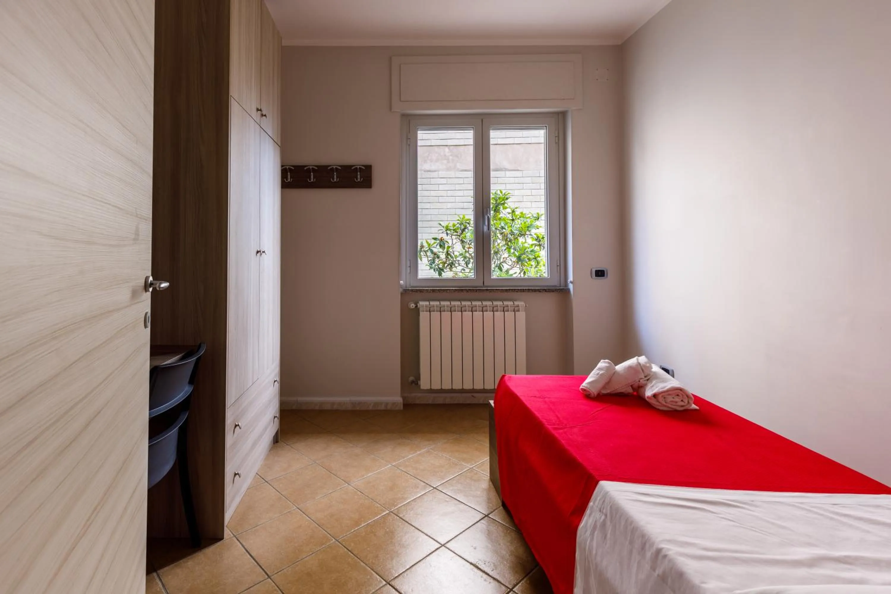 Bedroom, Bed in Elements Holiday