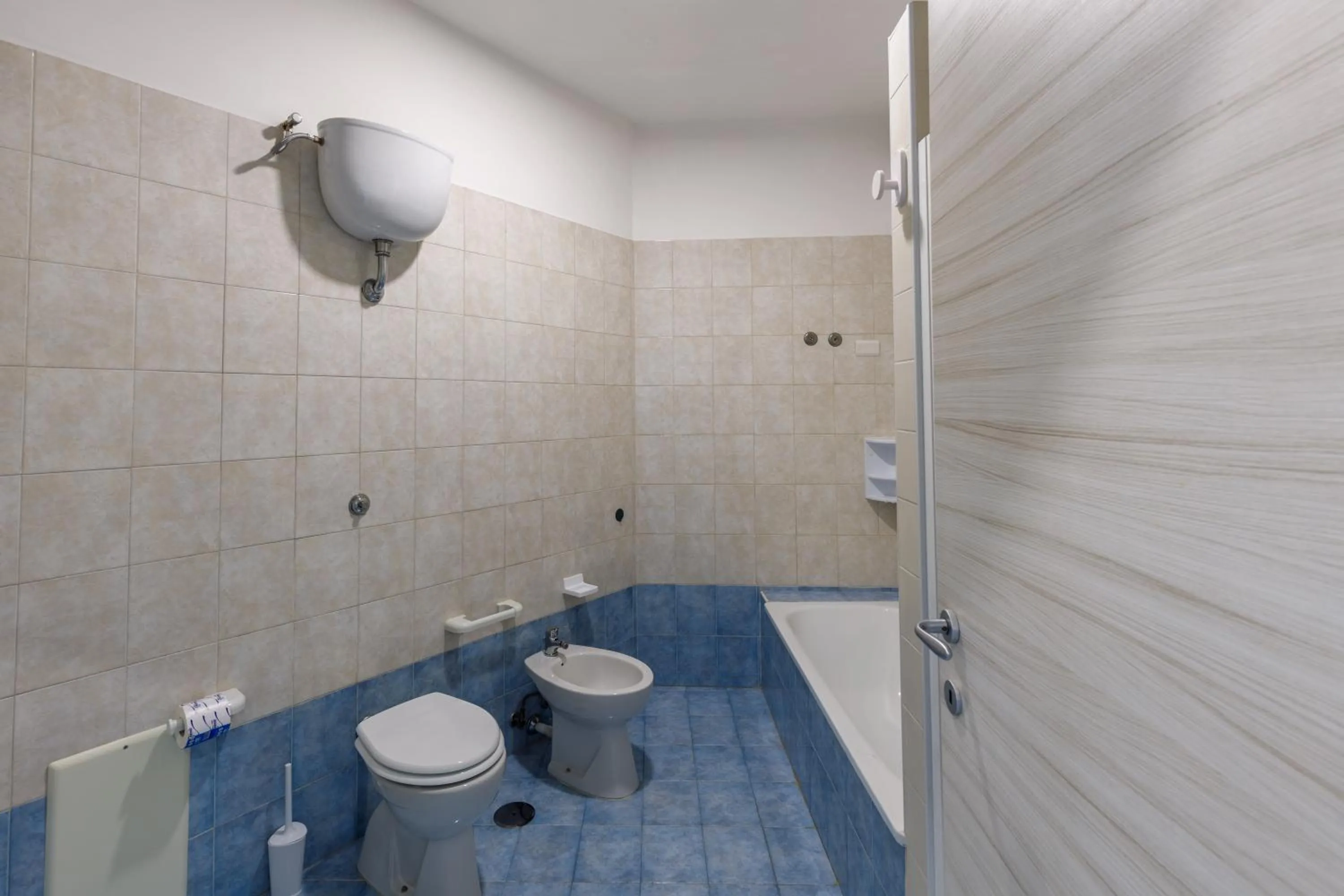 Bathroom in Elements Holiday