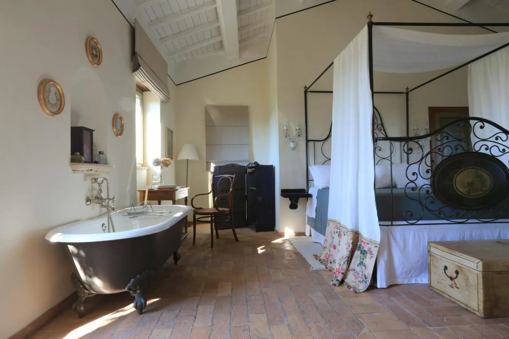 Corte della Maestà Antica Residenza