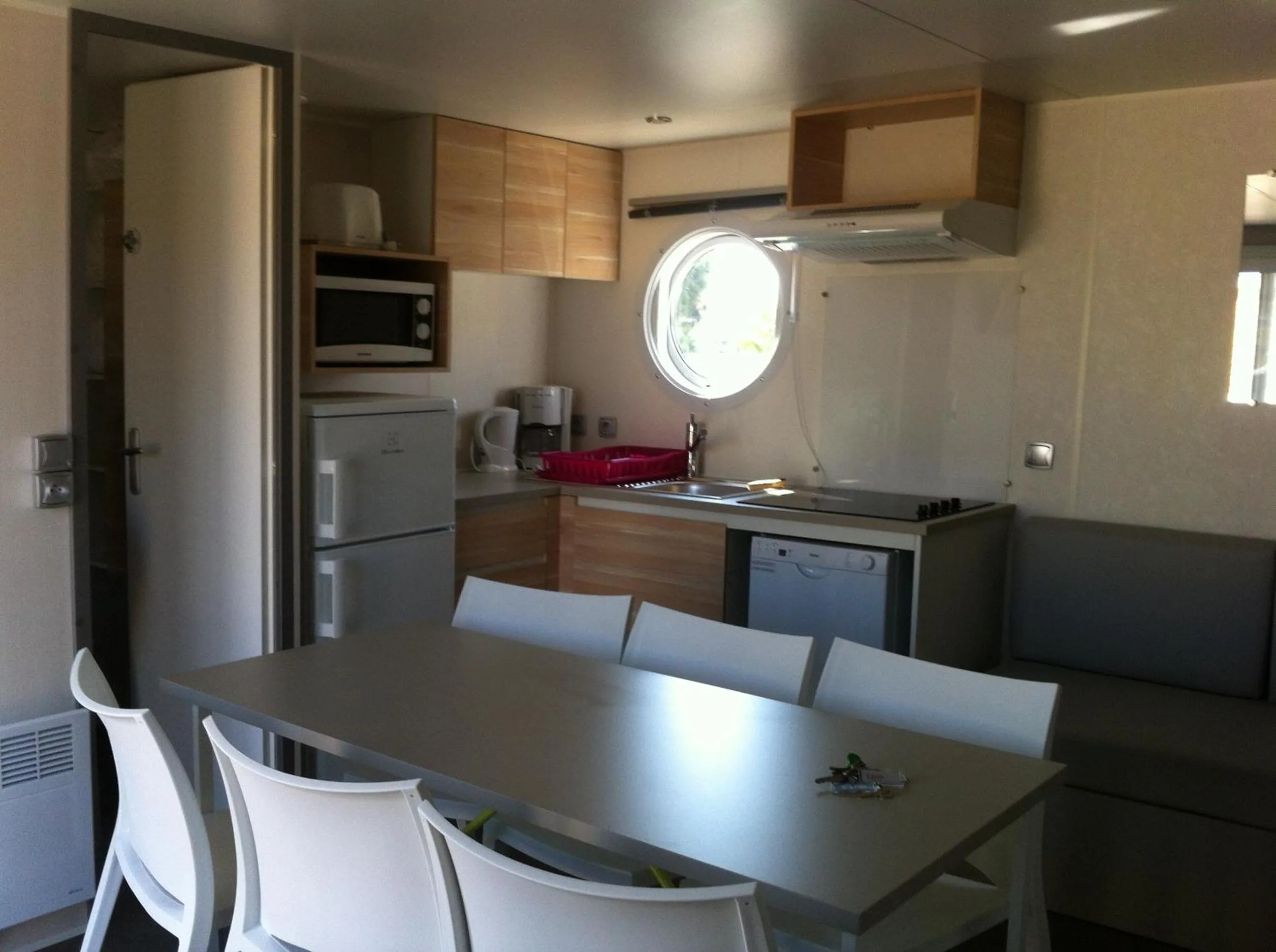 Dining area in Le Village Vacances de Mimizan Plage