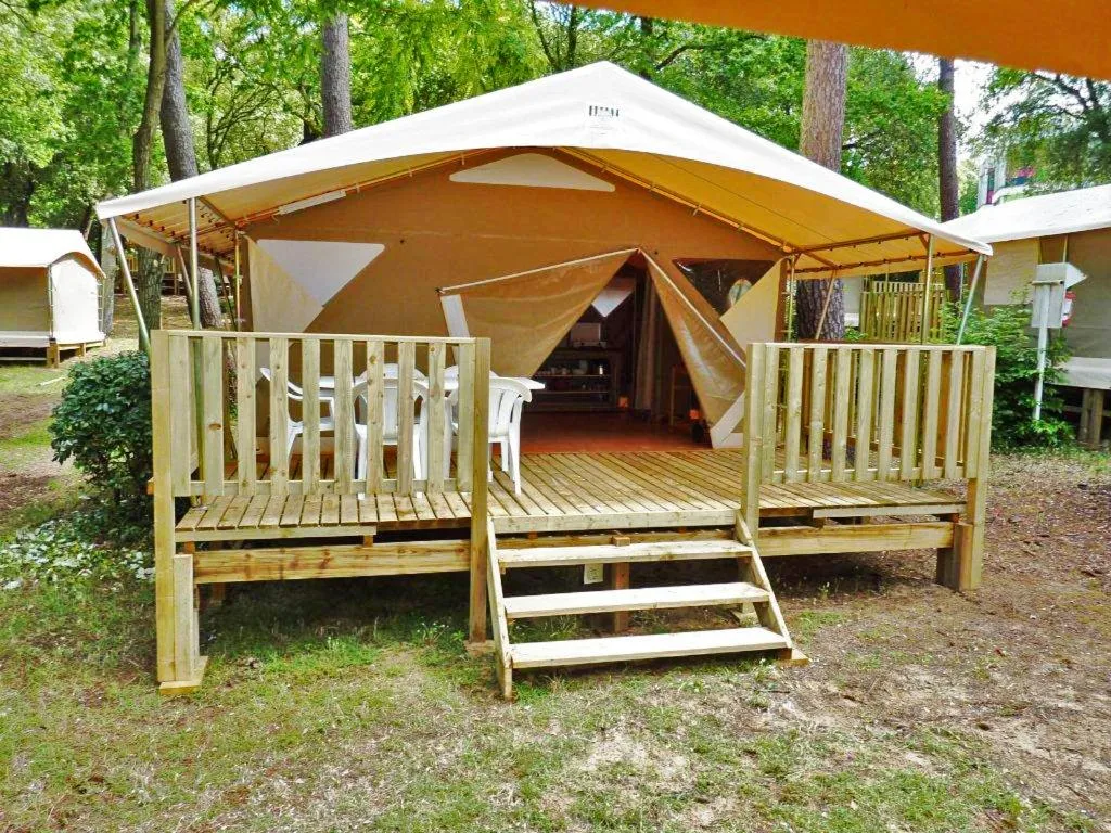 Patio in Le Village Vacances de Mimizan Plage