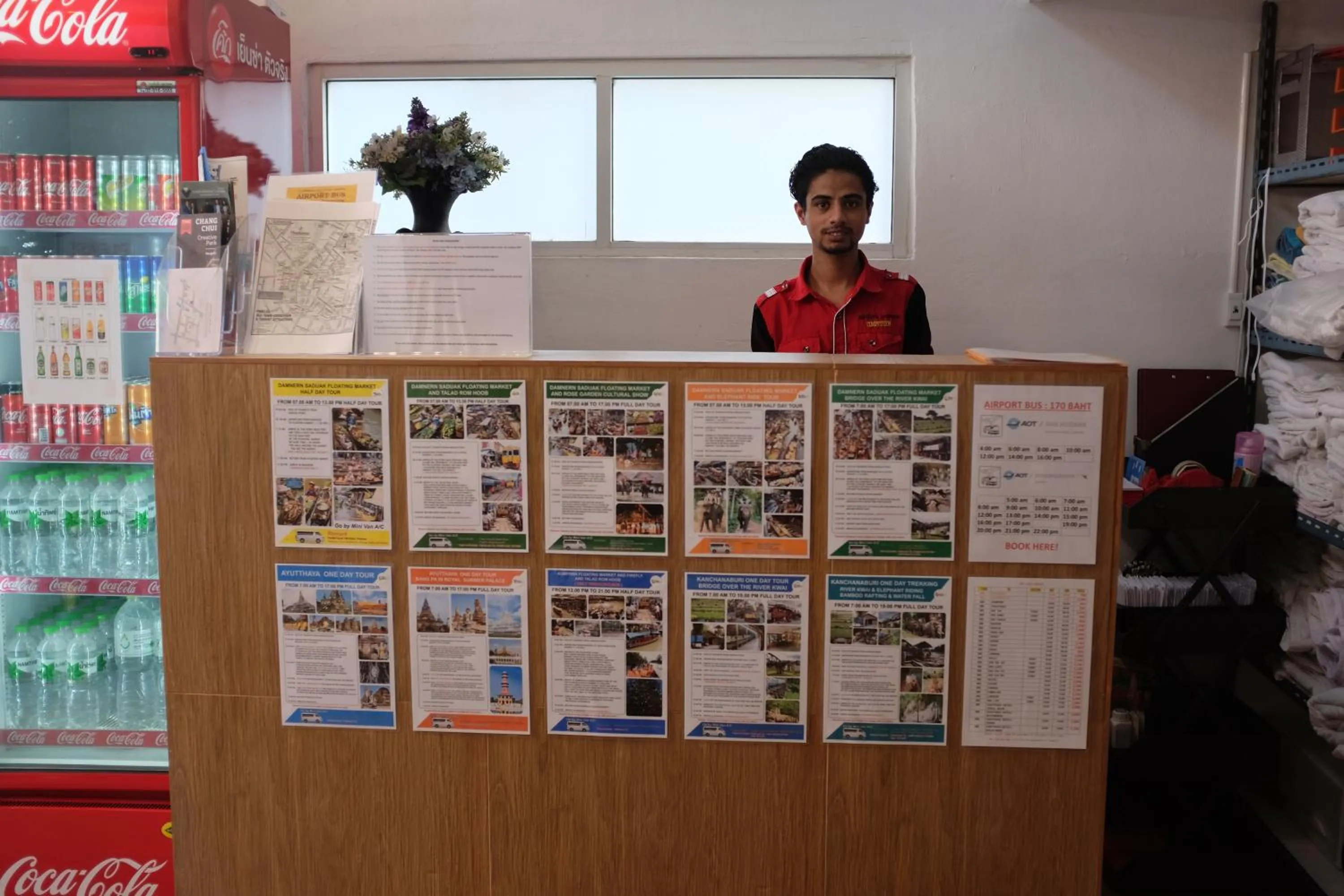 Lobby or reception in PLOY Hostel