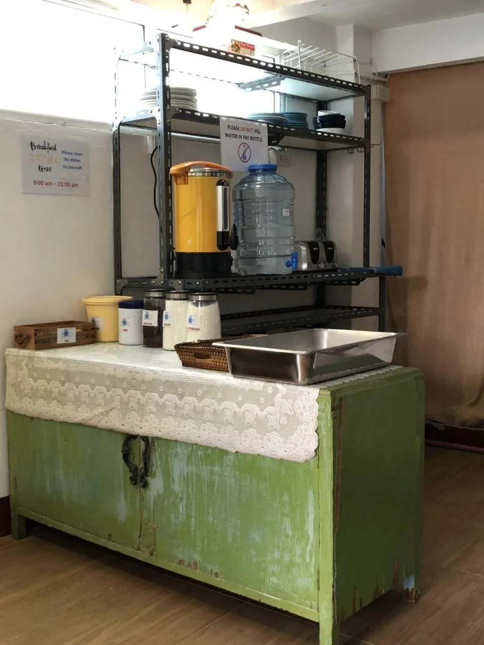 Kitchen or kitchenette in PLOY Hostel